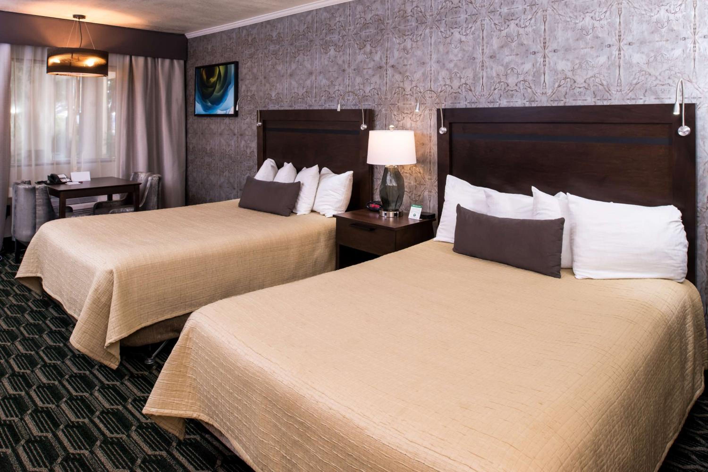 Queen Room with Two Queen Beds-Disability Access - Photo 1