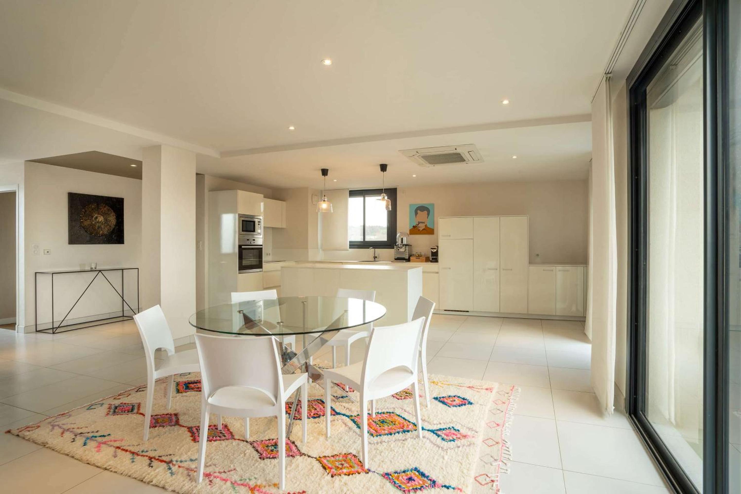 Two-Bedrooms Queen Apartment, photo 7