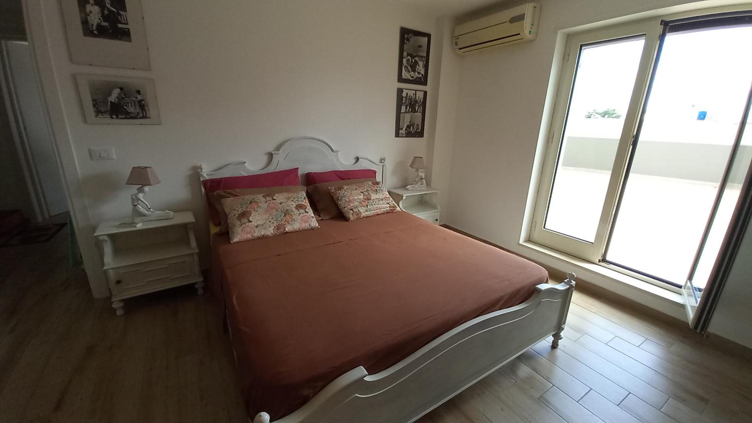 Two-Bedroom Deluxe Apartment with Garden View photo 3