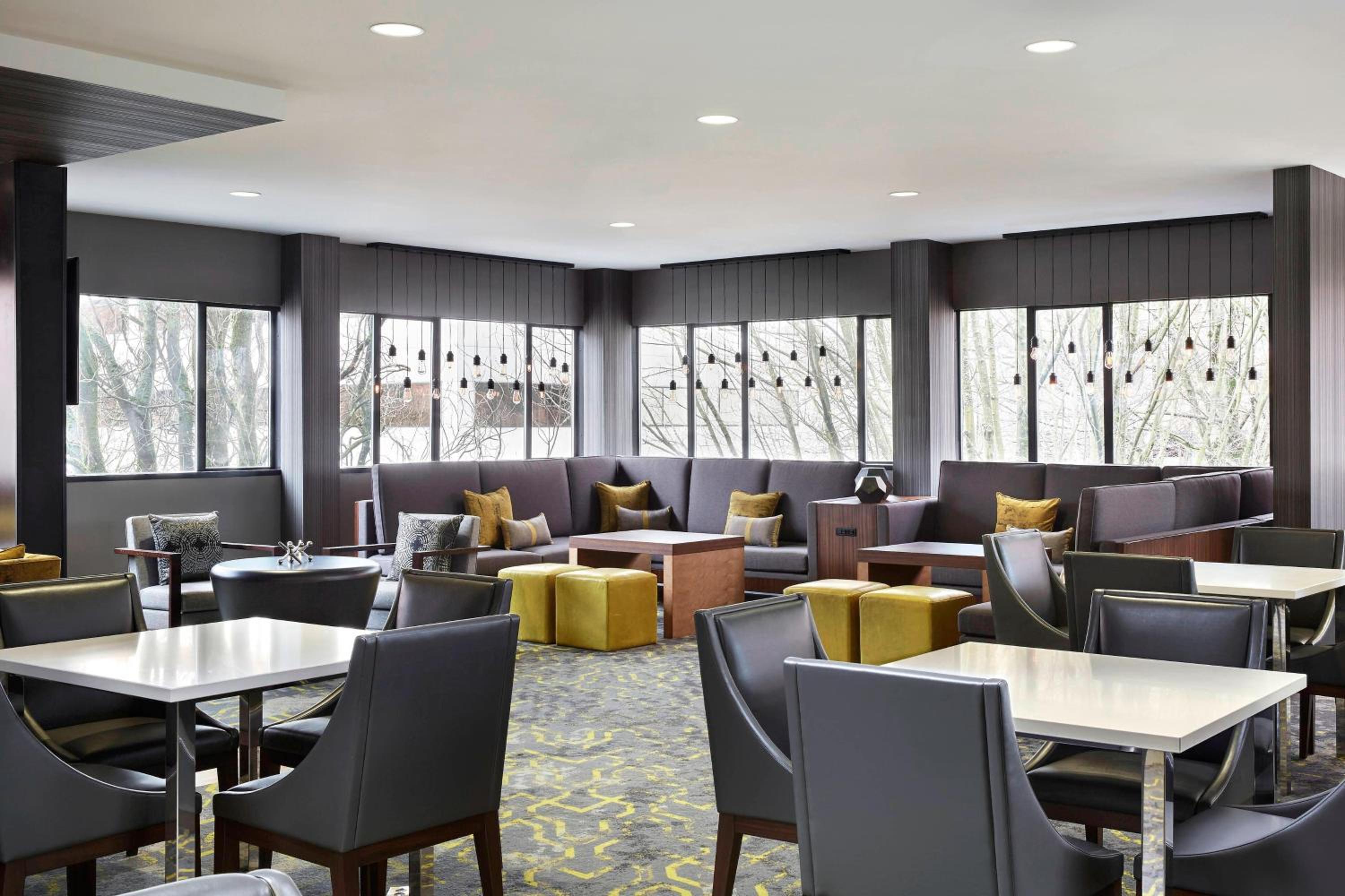 Club Room - Photo 9
