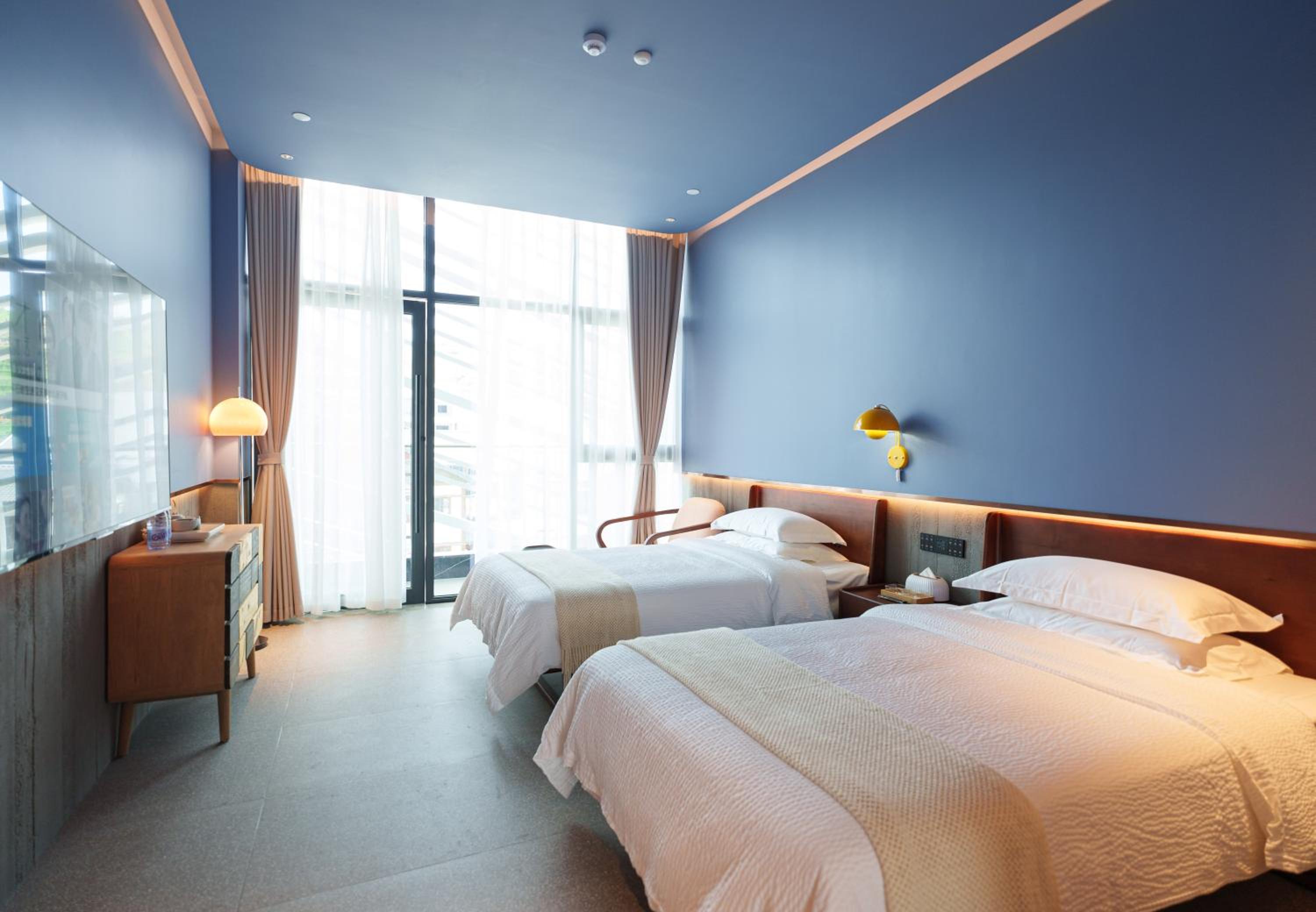 Superior Twin Room photo 2