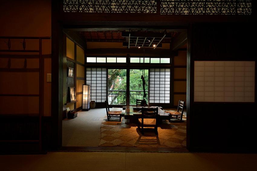Deluxe Japanese-Style Room with Open-Air Bath and River View photo 2