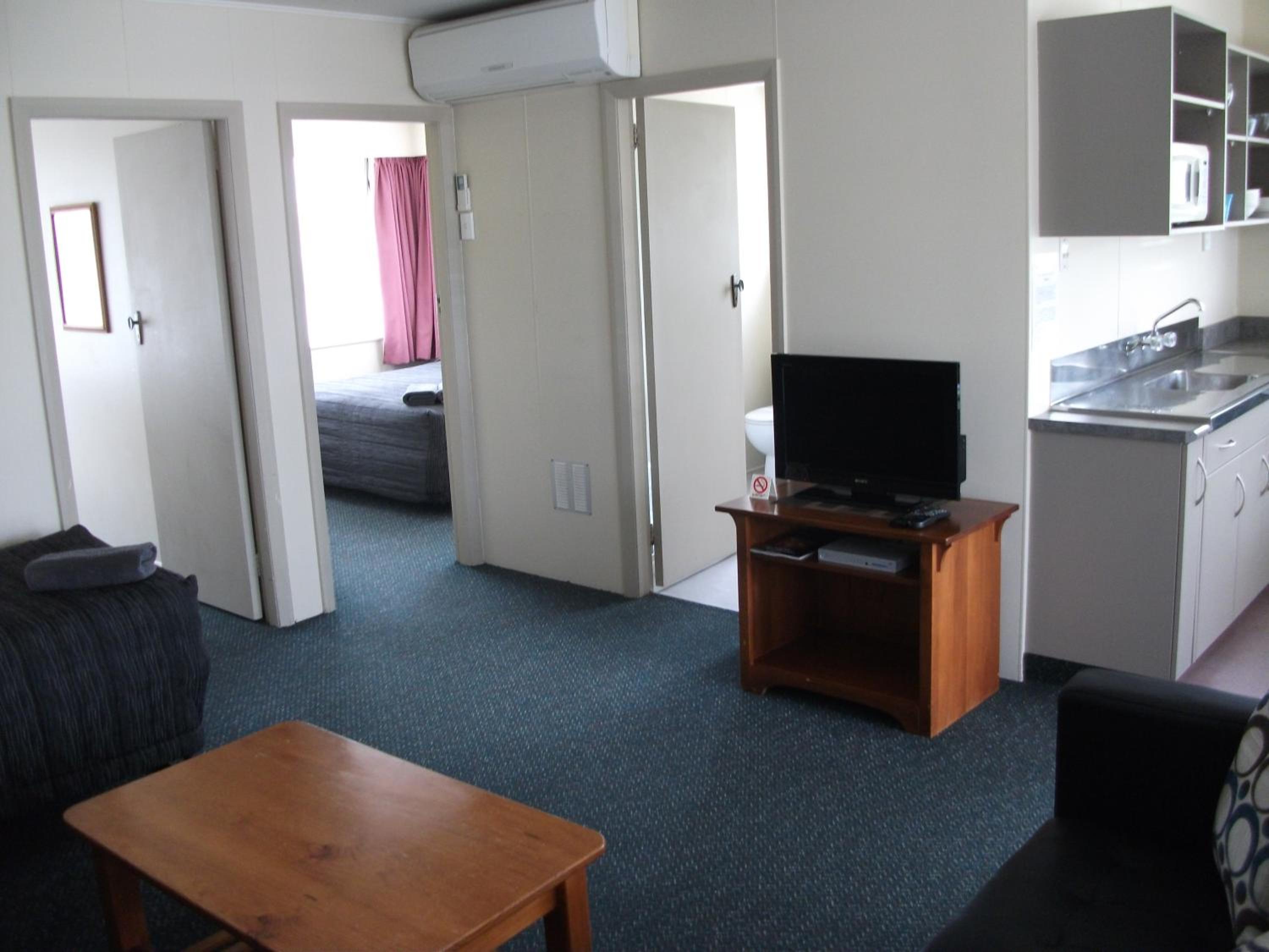 Two-Bedroom Apartment photo 3