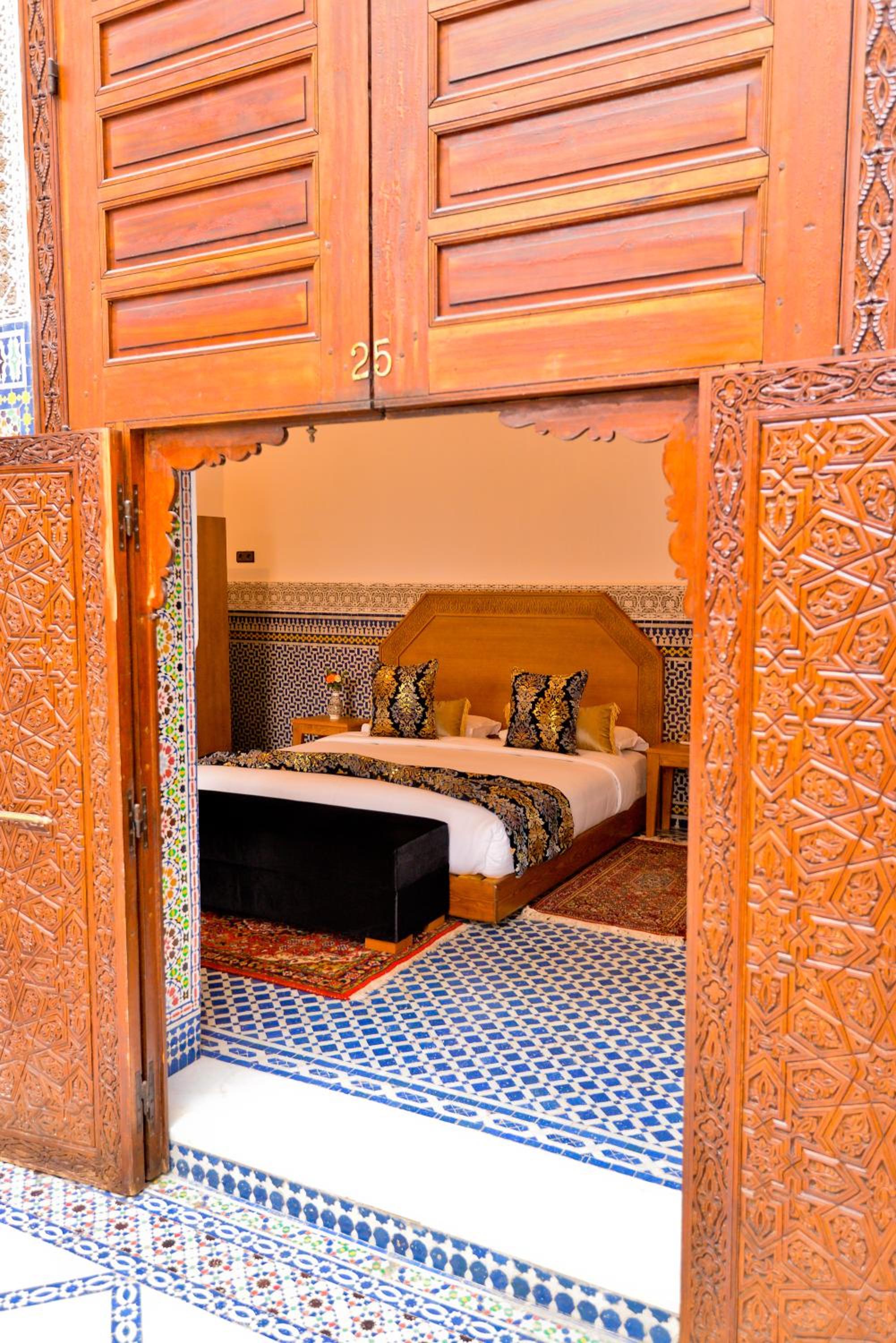 Superior Suite - Photo 4