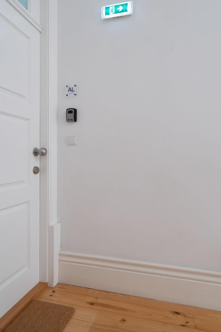 One-Bedroom Apartment - Photo 27