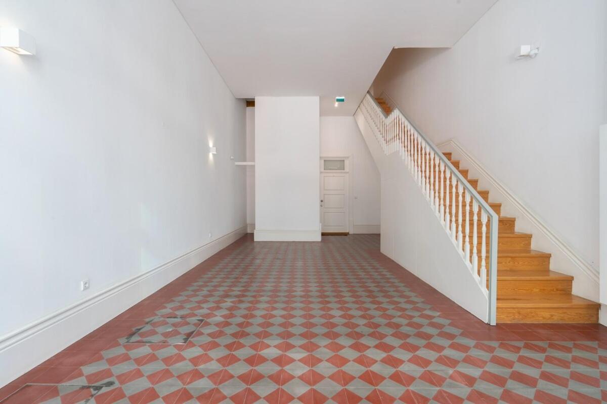 One-Bedroom Apartment - Photo 7