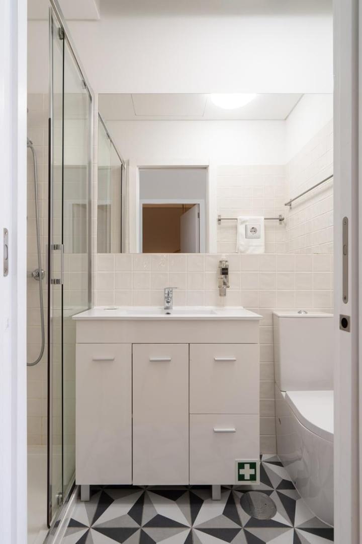 One-Bedroom Apartment - Photo 25