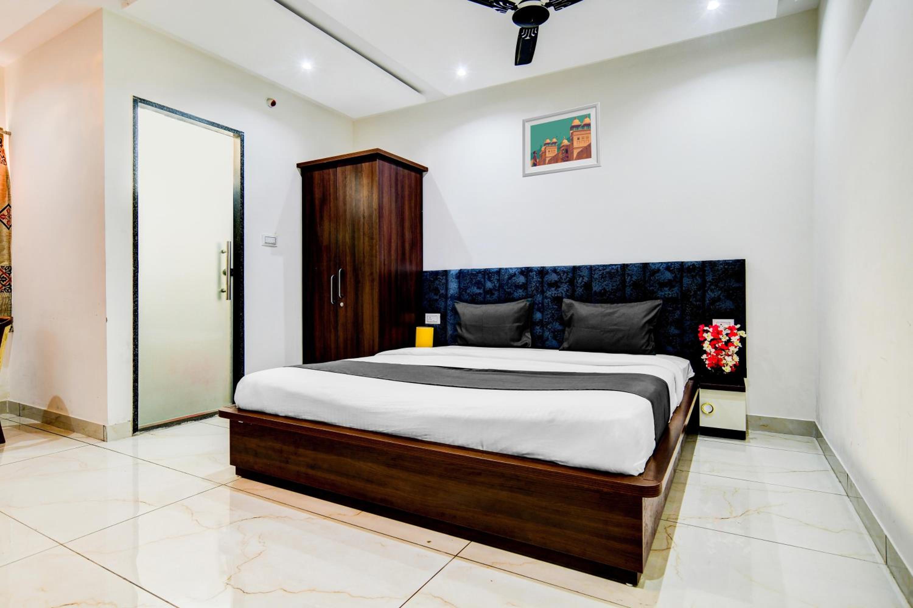 Classic Triple Room photo 1