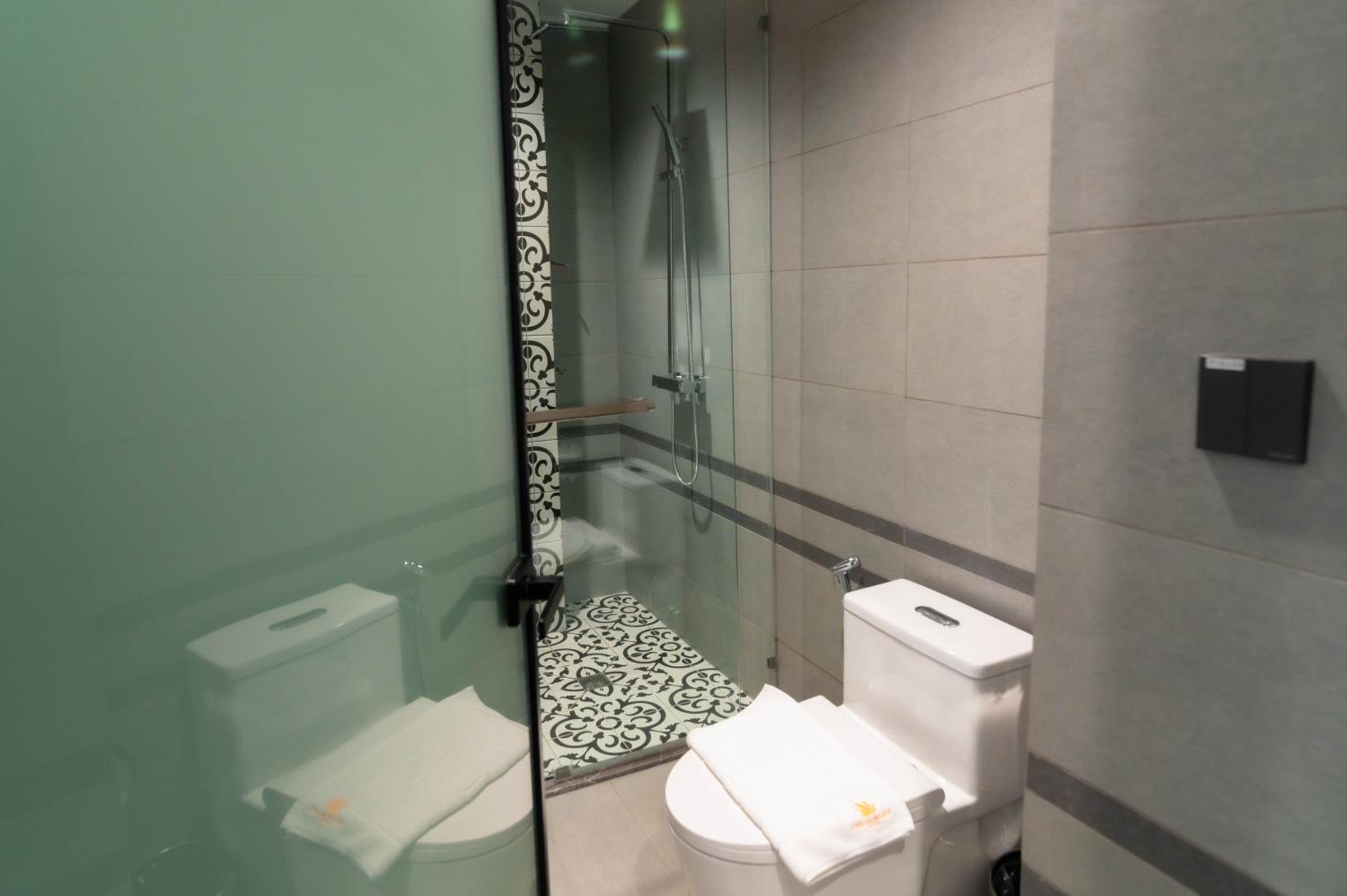 Premier Deluxe Triple Room photo 3