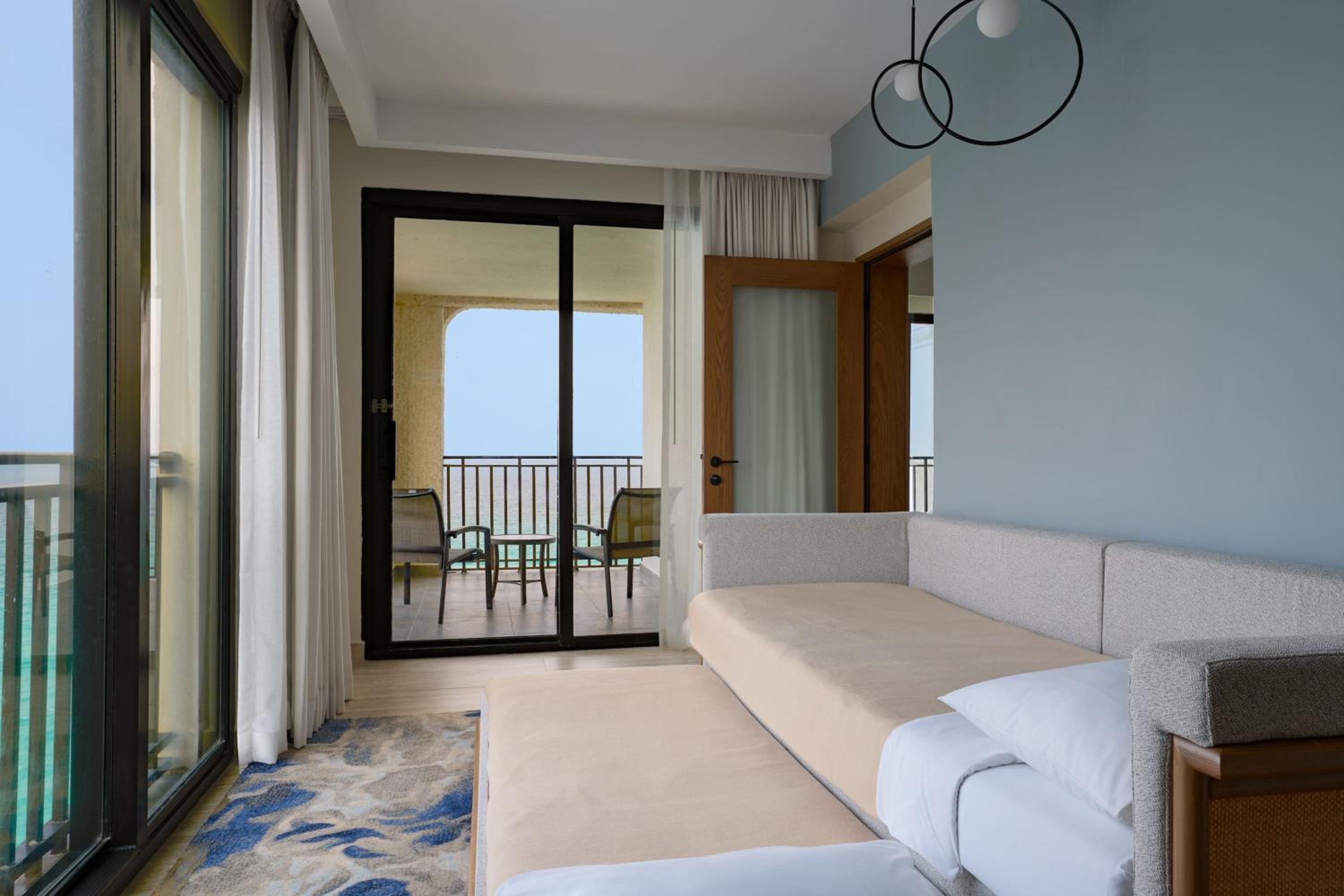 Partial Ocean View Room thumbnail 5