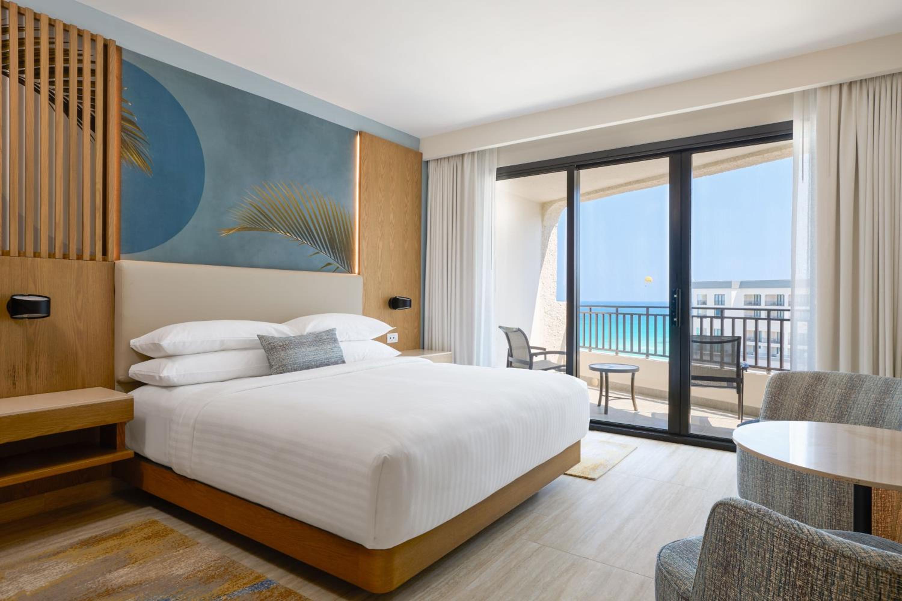 Ocean View Room thumbnail 5