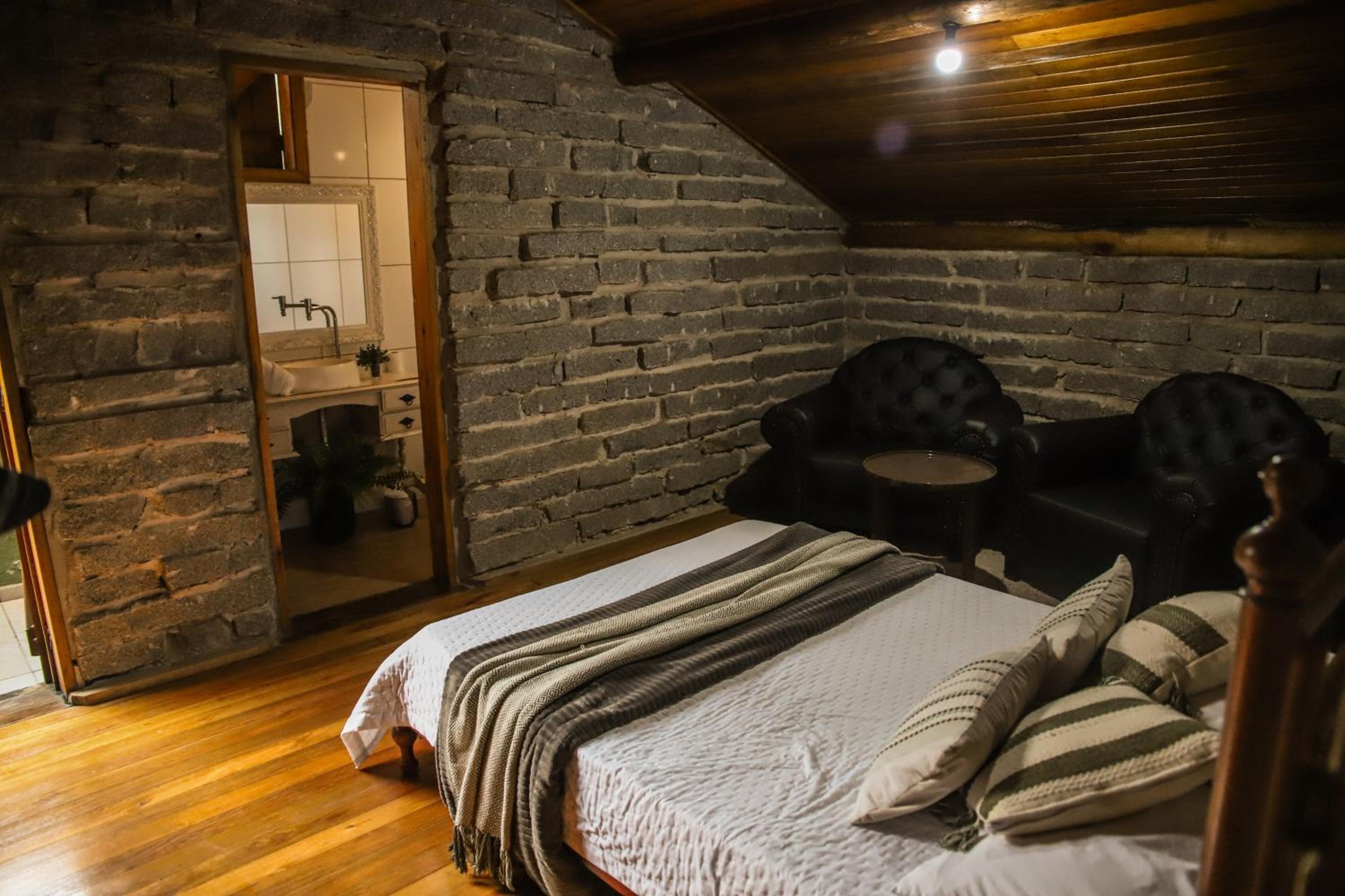 Three-Bedroom Chalet photo 2