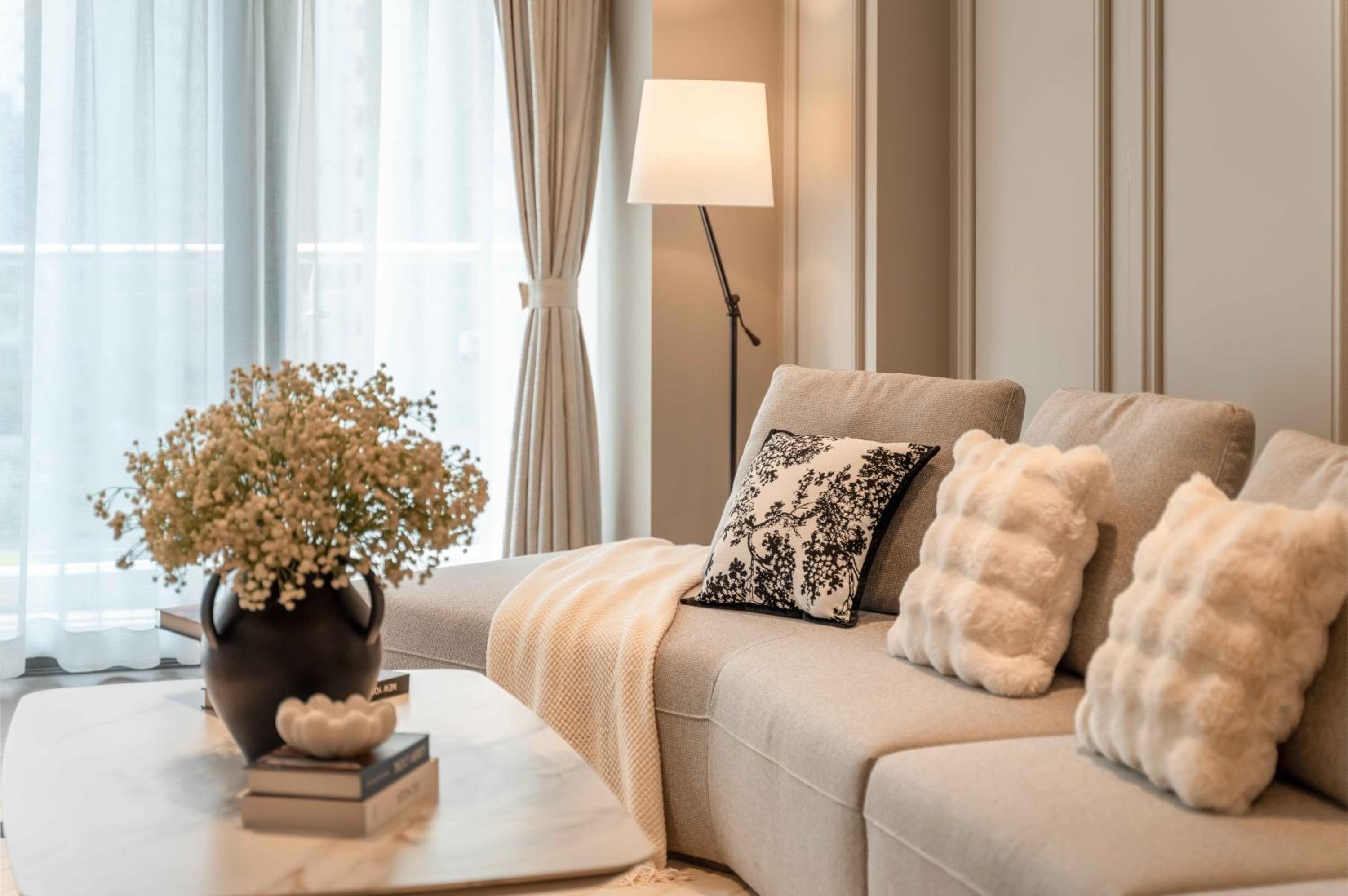 Deluxe Two-Bedroom Apartment