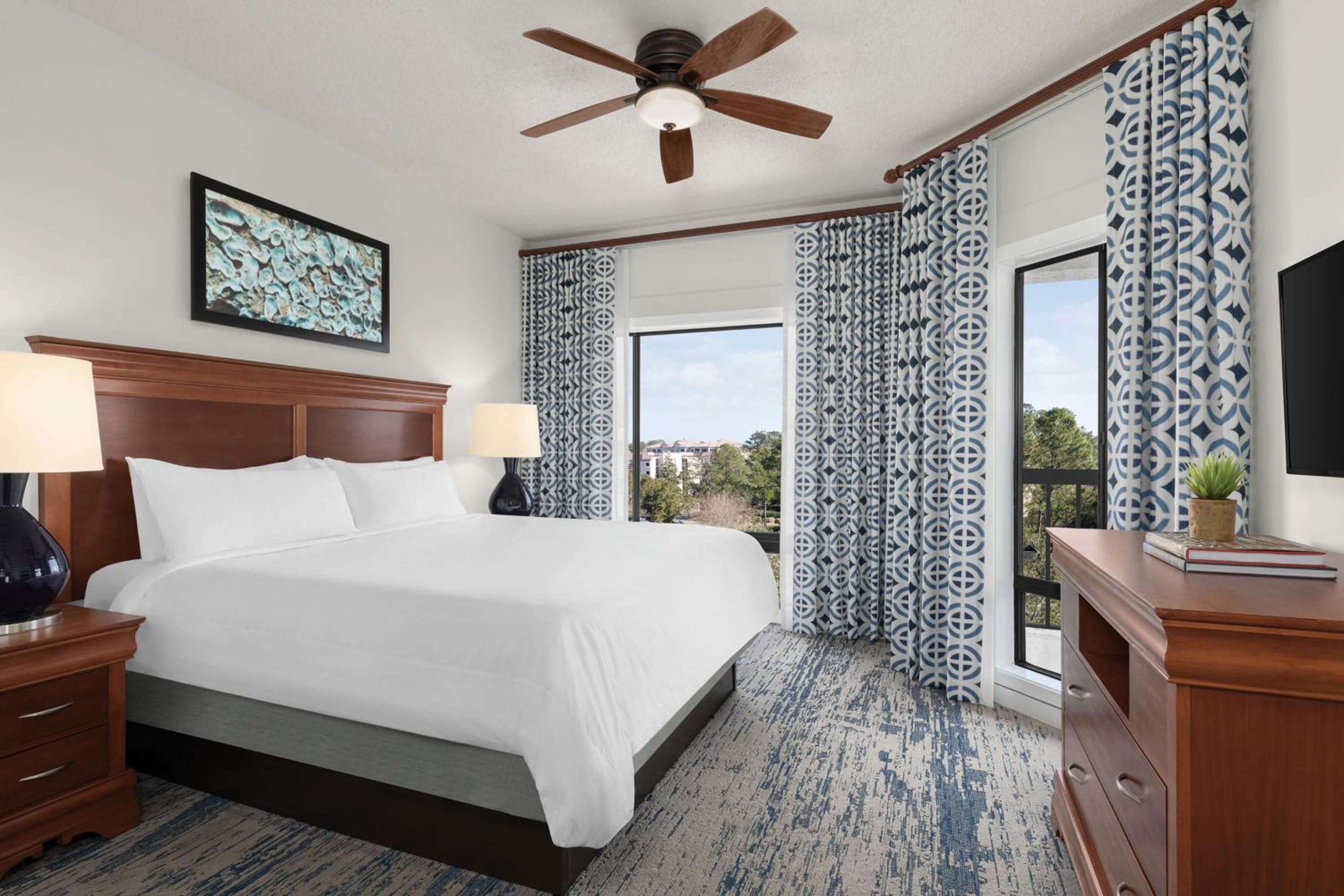 Two-Bedroom Villa with Balcony at Harbor Point - Photo 3