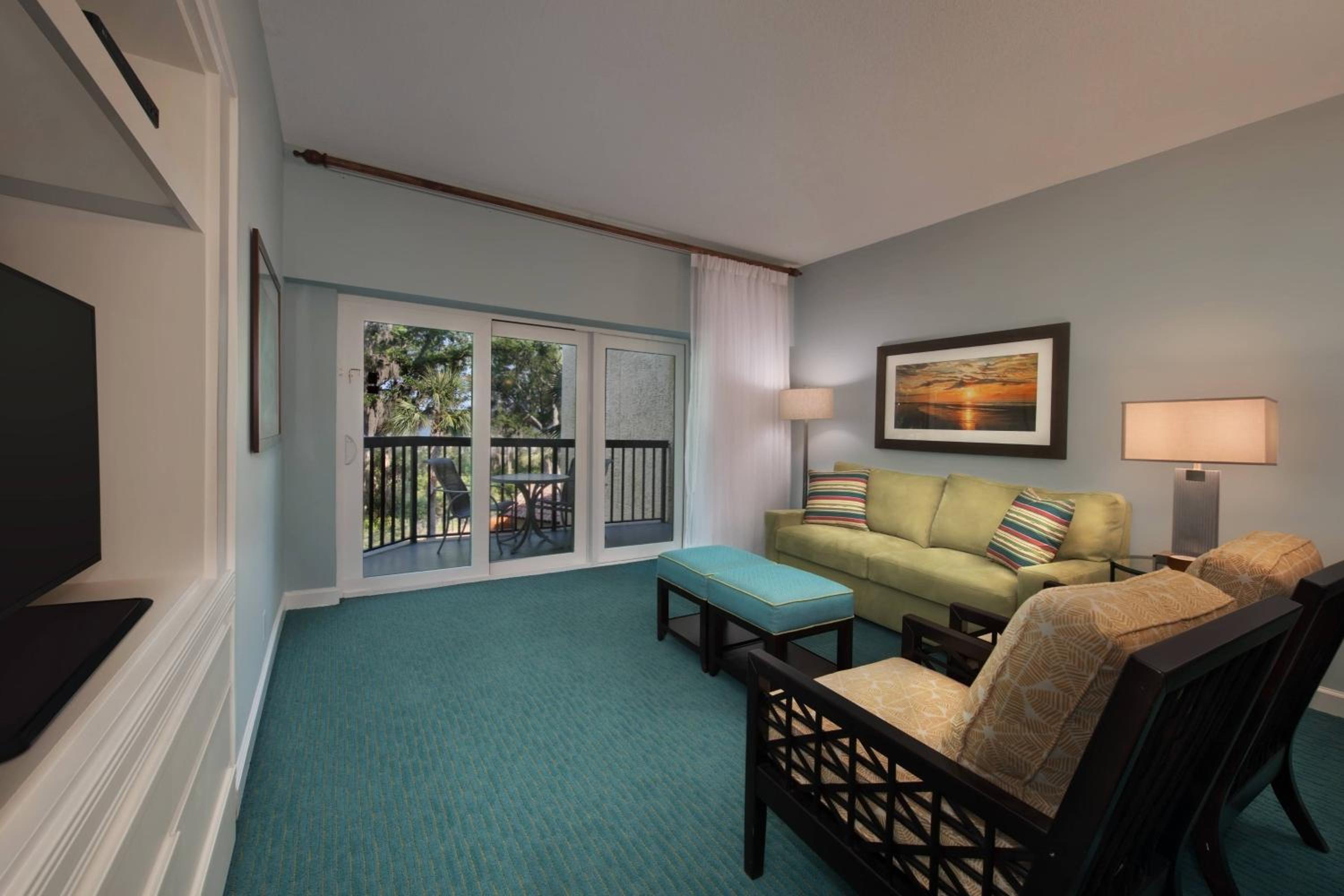 Two-Bedroom Villa with Balcony at Sunset Pointe photo 1