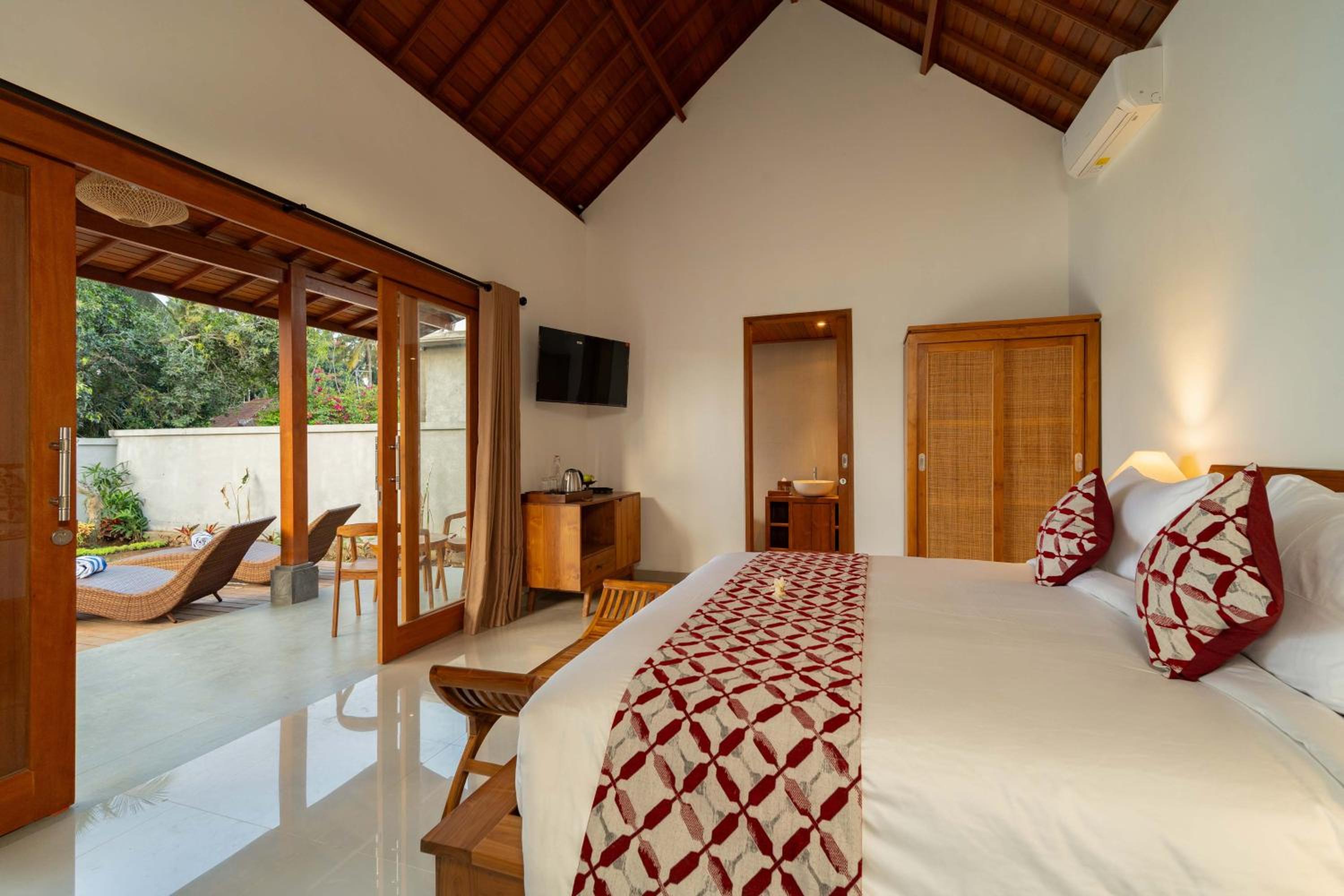 One Bedroom Villa with Private Pool photo 2
