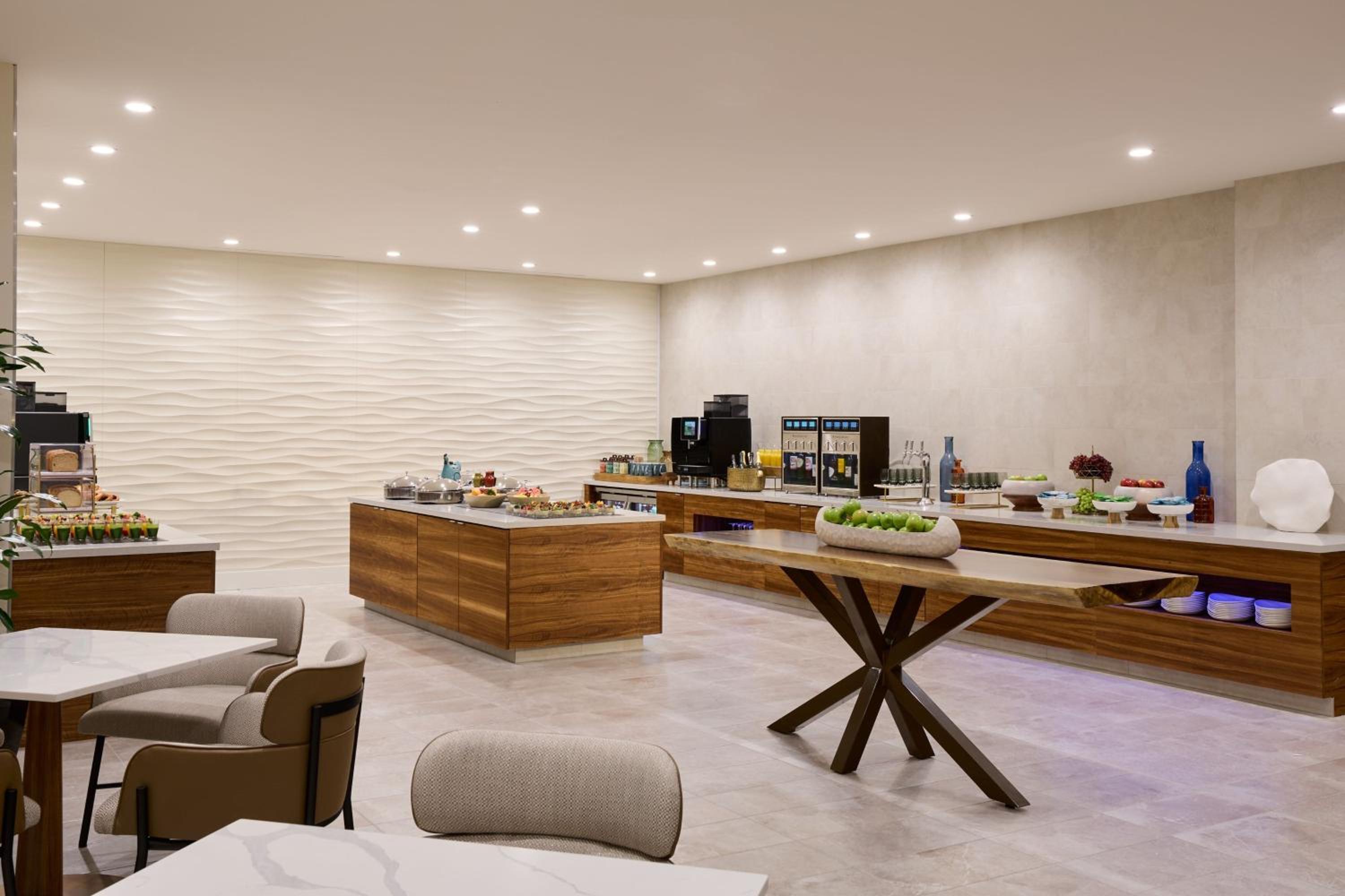 Executive, Executive lounge access, Guest room, 1 King