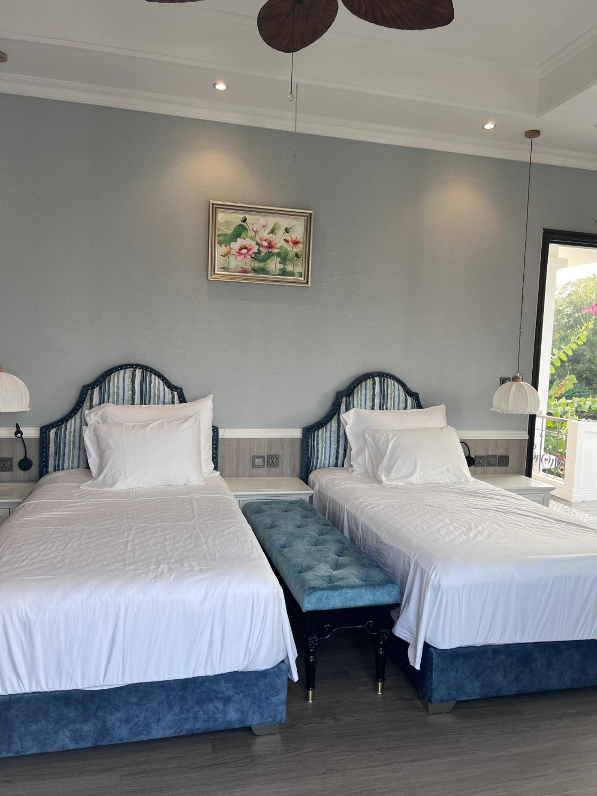 Twin Room With Private Bathroom photo 1