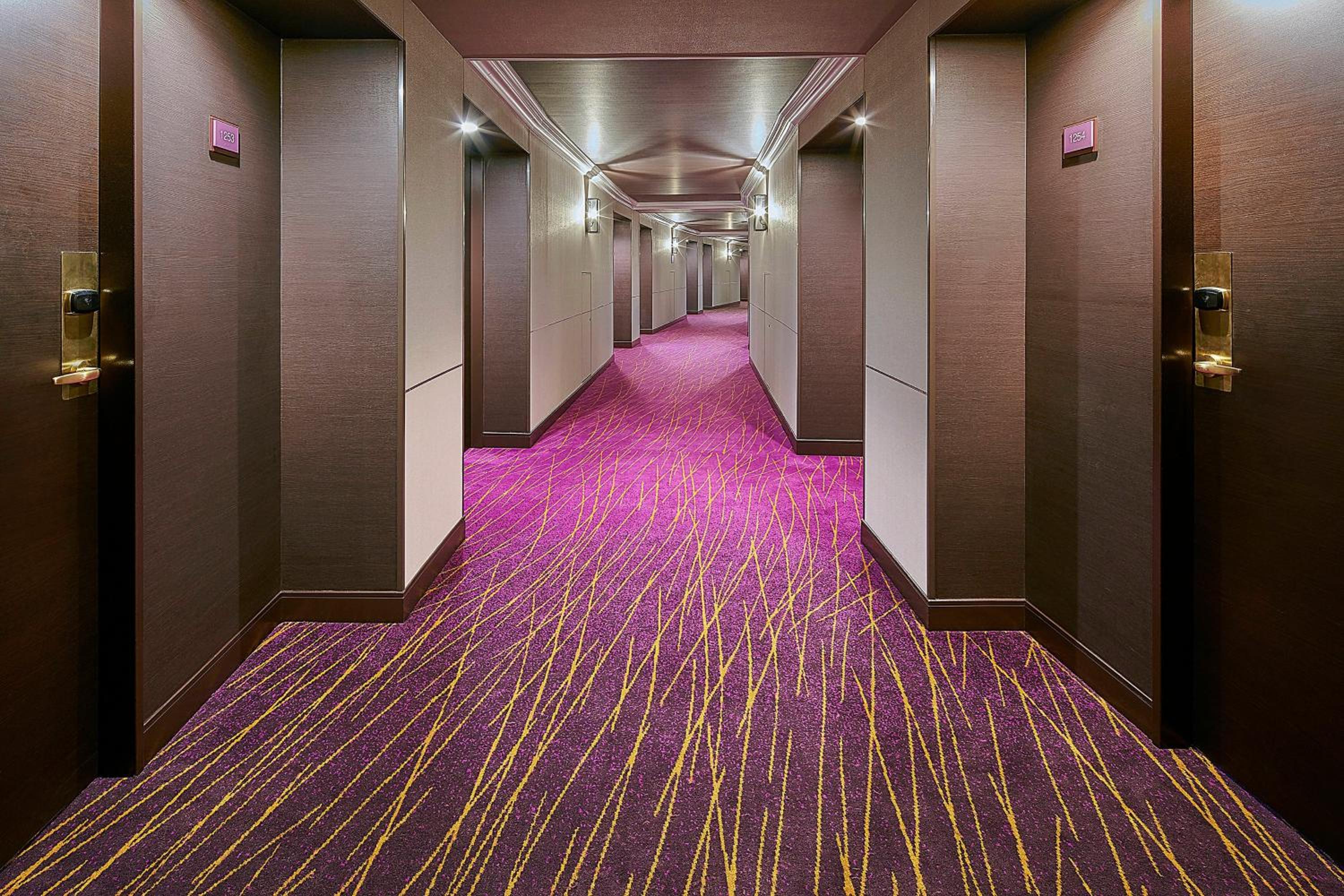 Sheraton Club Room 2 Beds - Photo 2