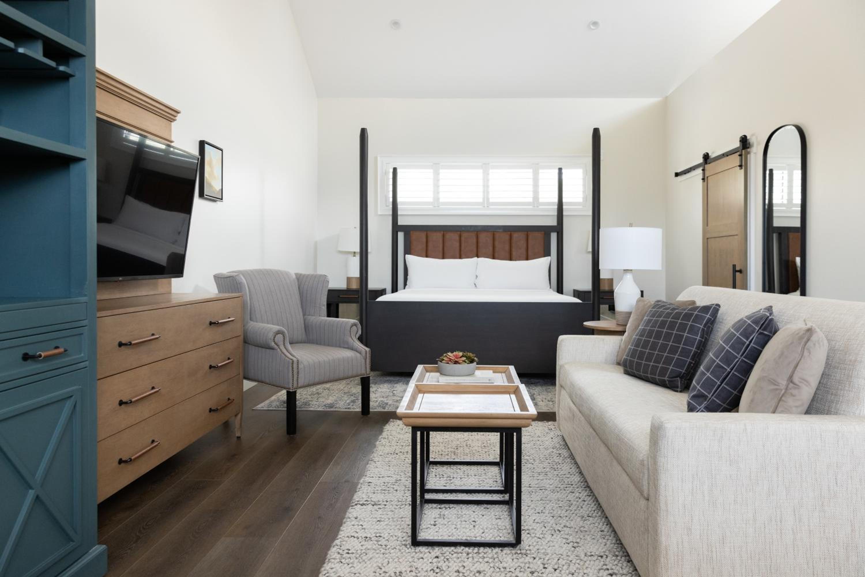 King Suite with Balcony