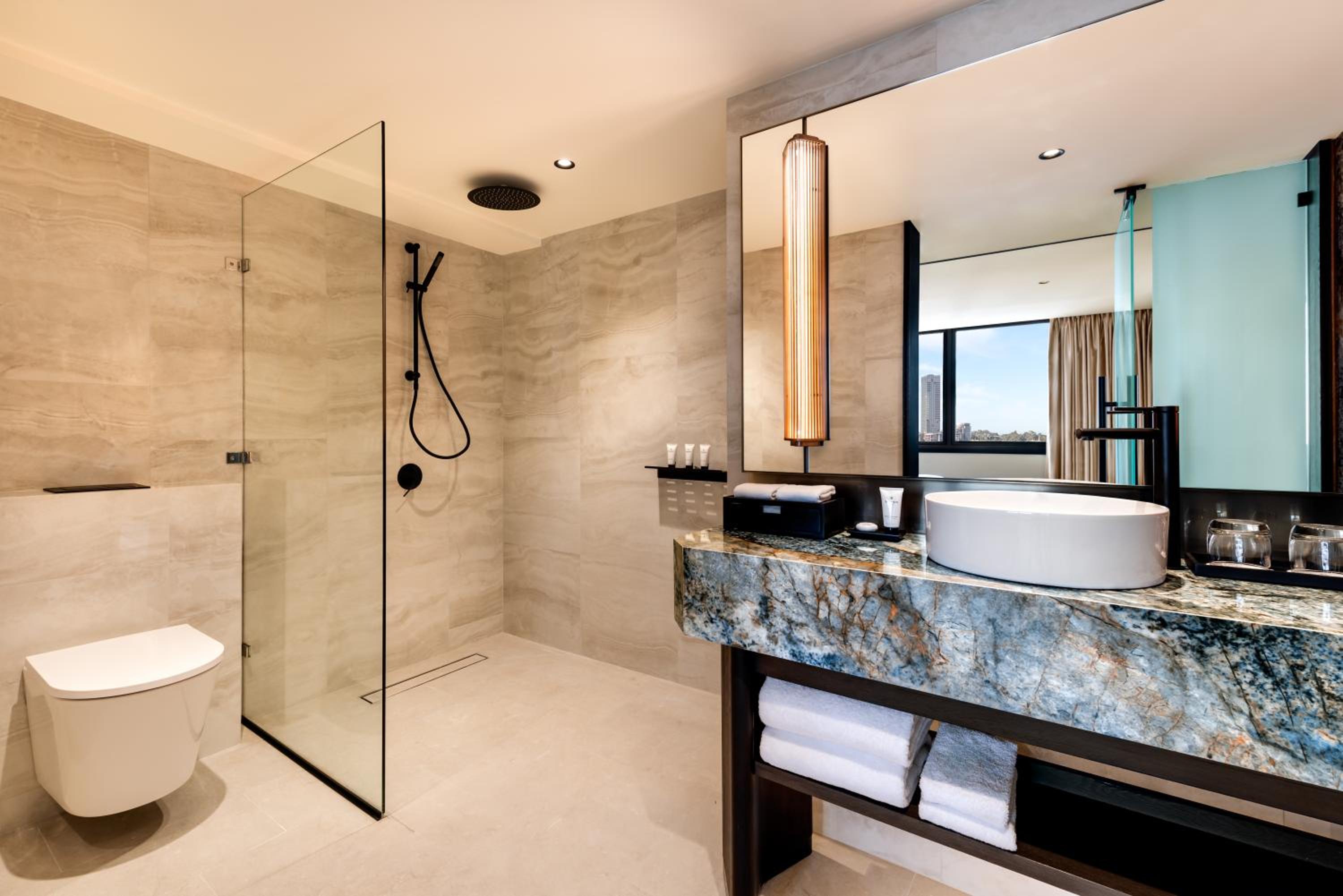 Riverview Suite - Photo 5