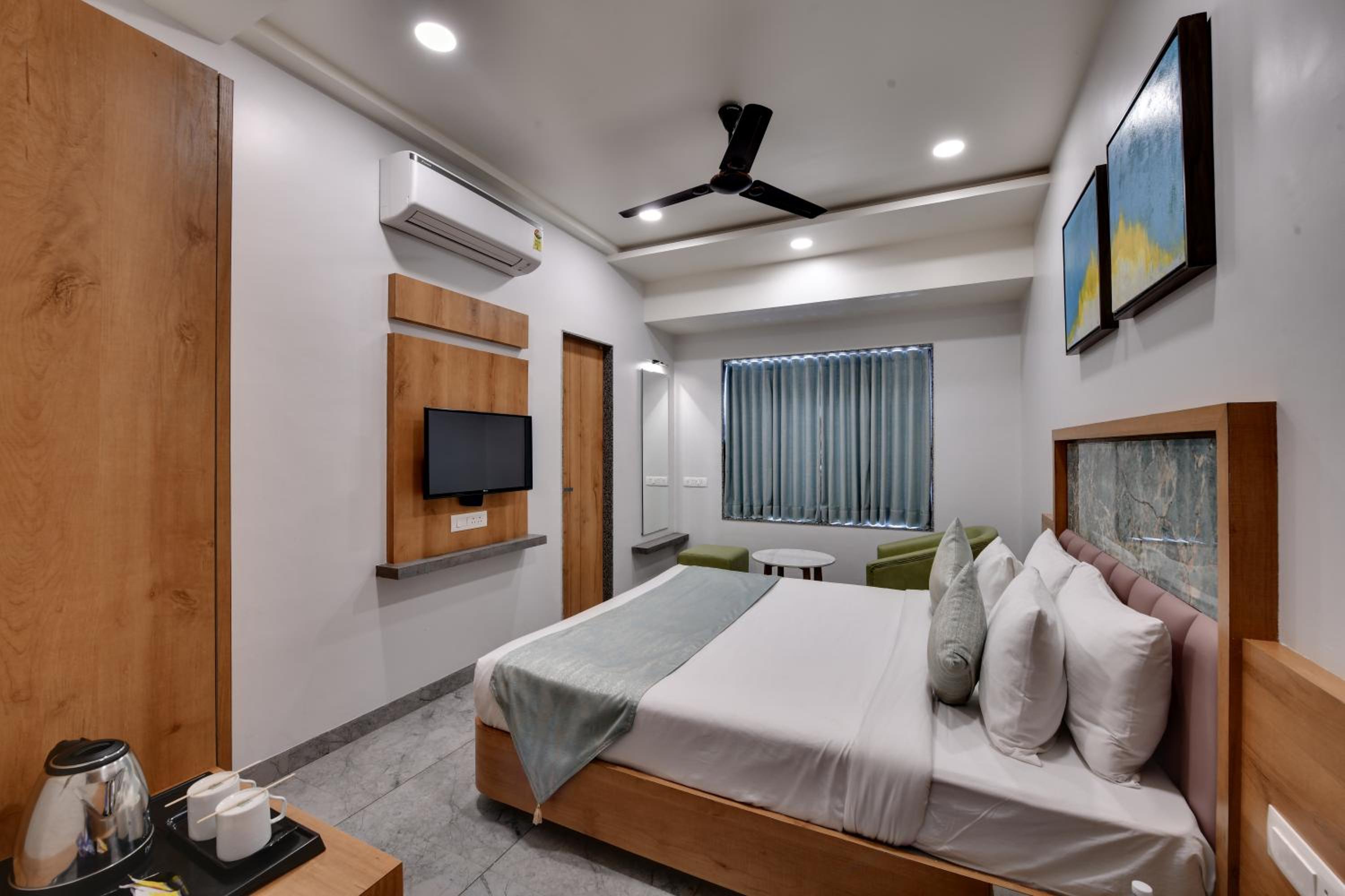 Economy Double Room - Photo 2