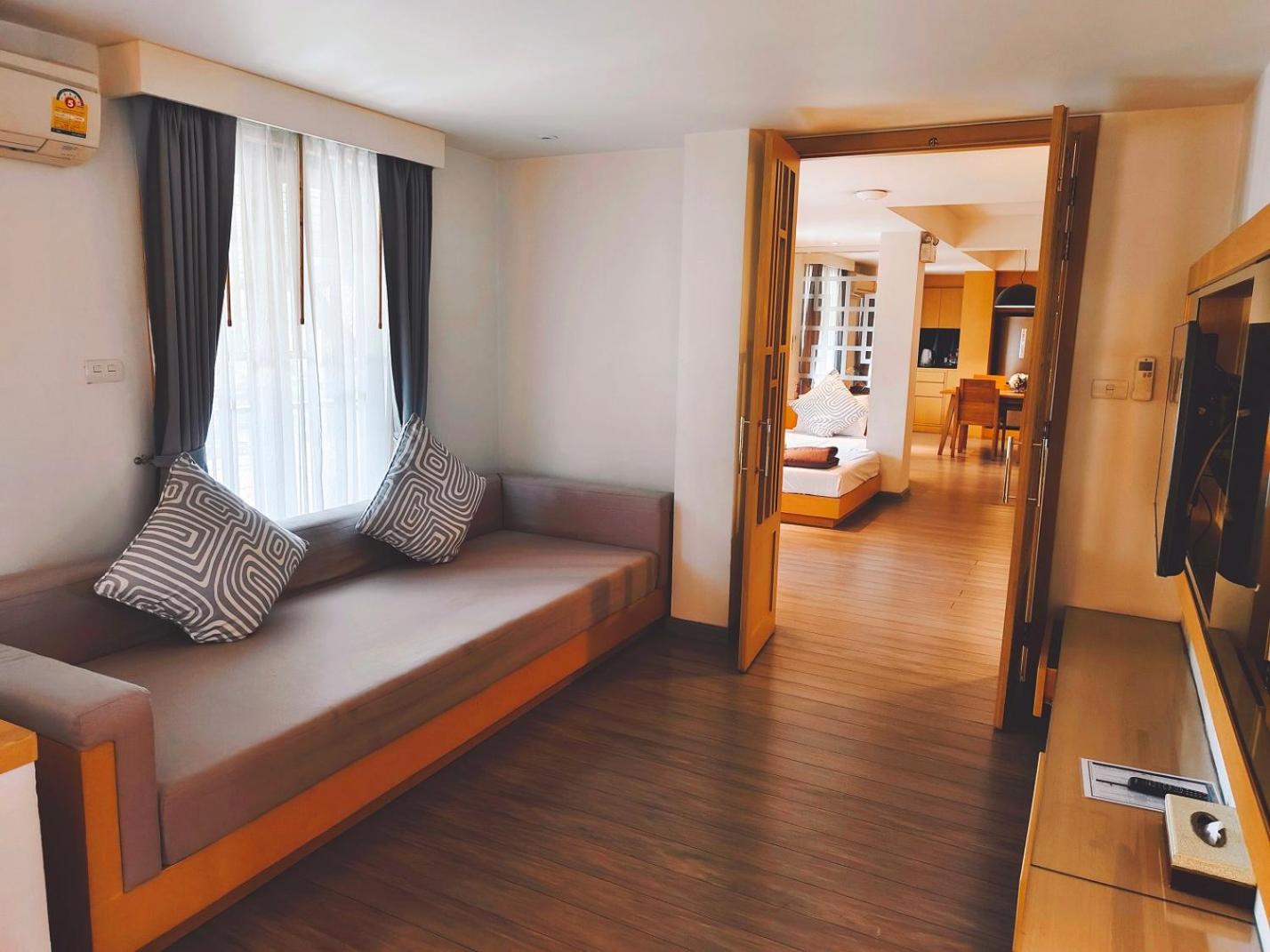 Penthouse Suite - Photo 12