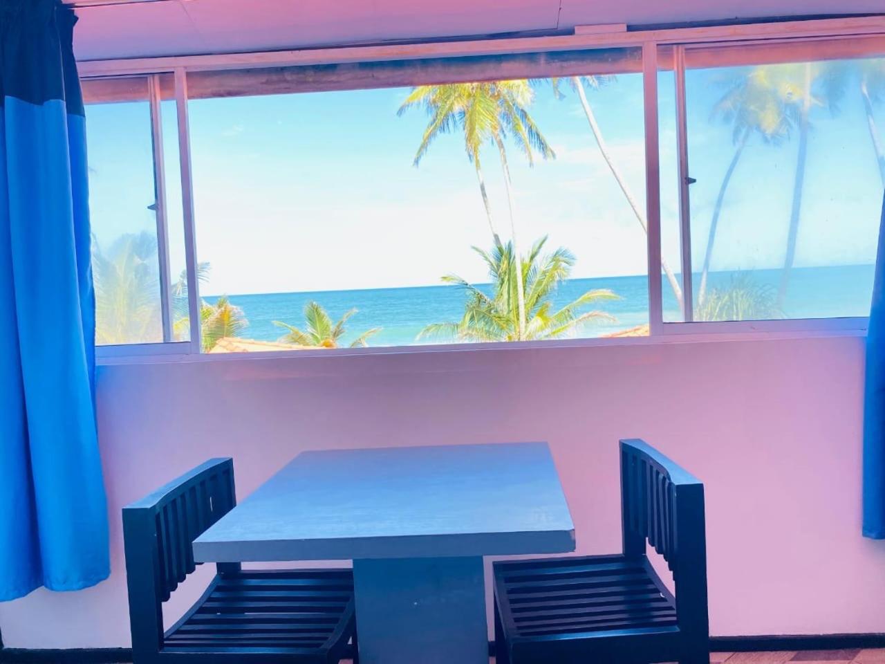 Deluxe Single Room with Sea View photo 3