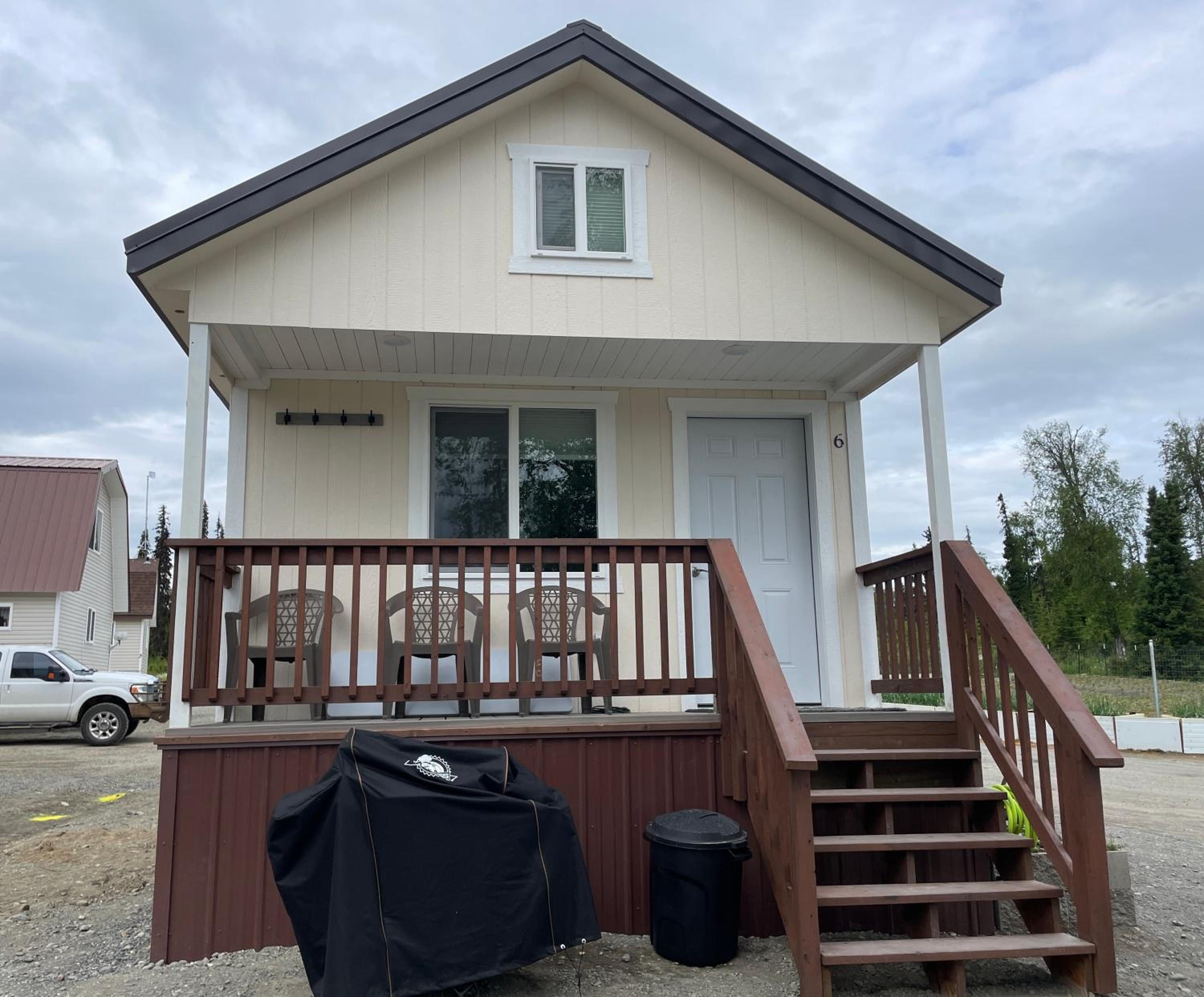 Two-Bedroom House photo 2