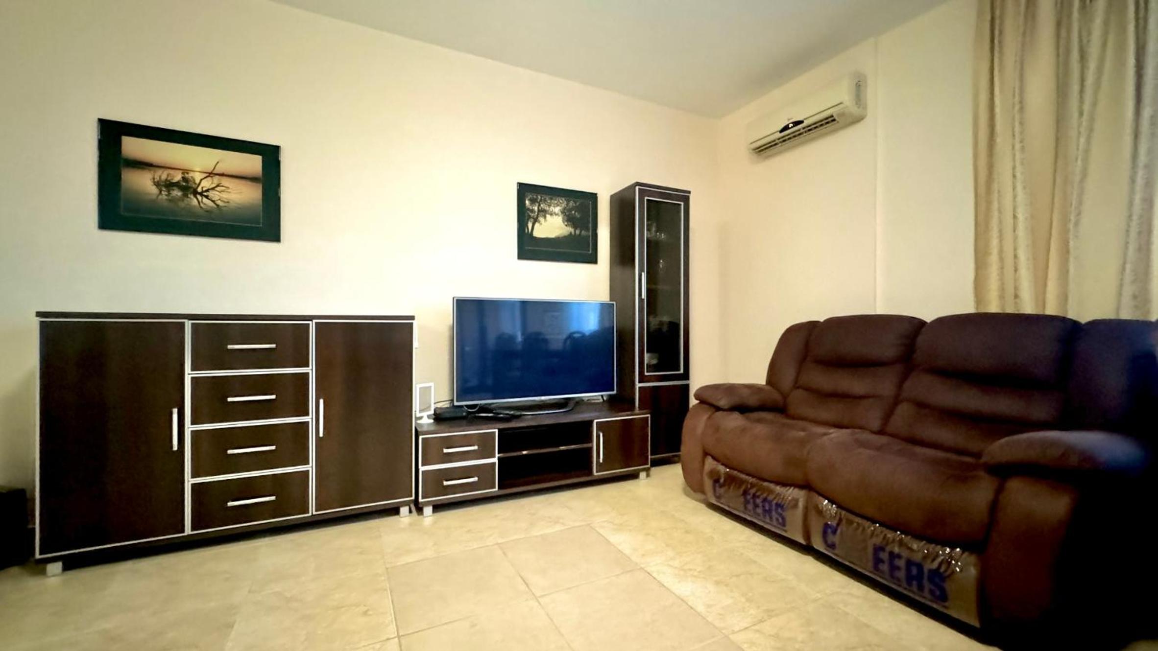 One-Bedroom Family Apartment