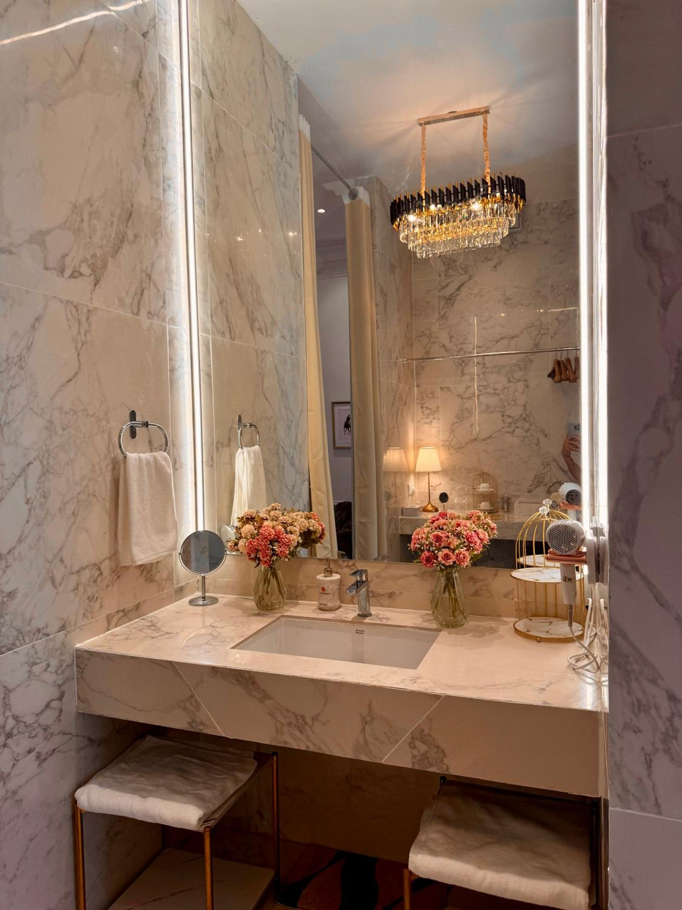 Executive Suite photo 2