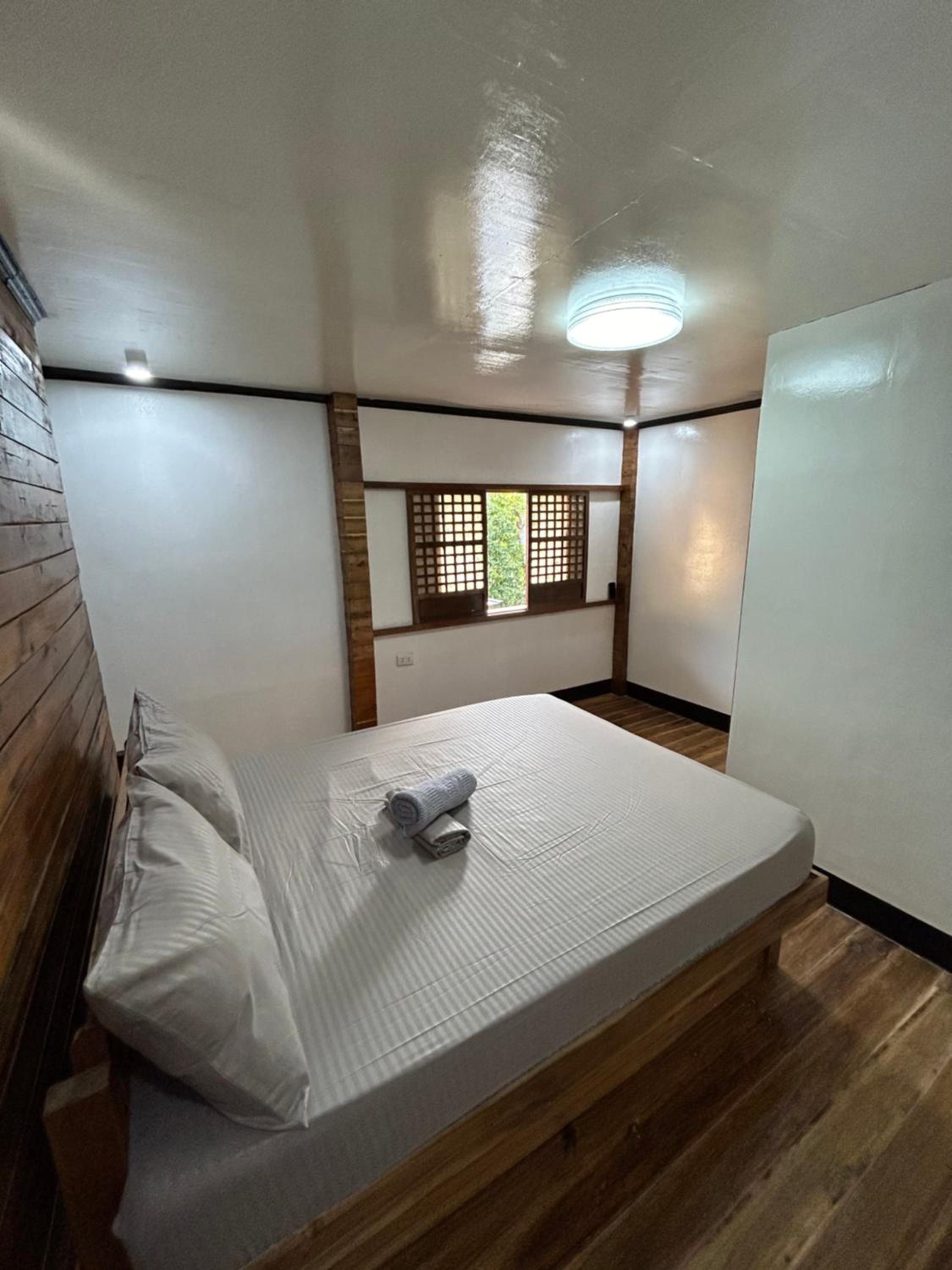 Standard Double Room - Photo 3