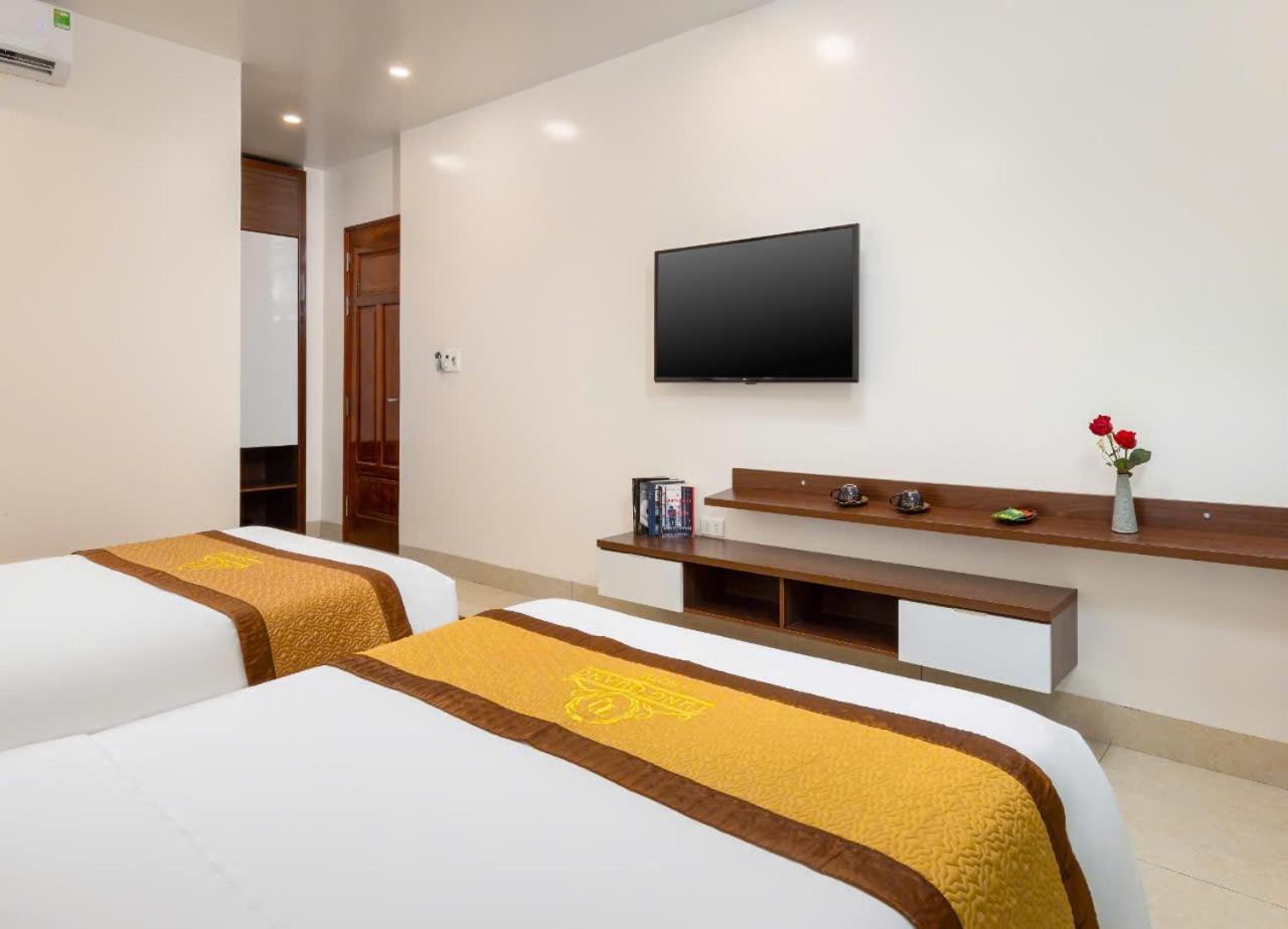 Twin Room With Mountain View