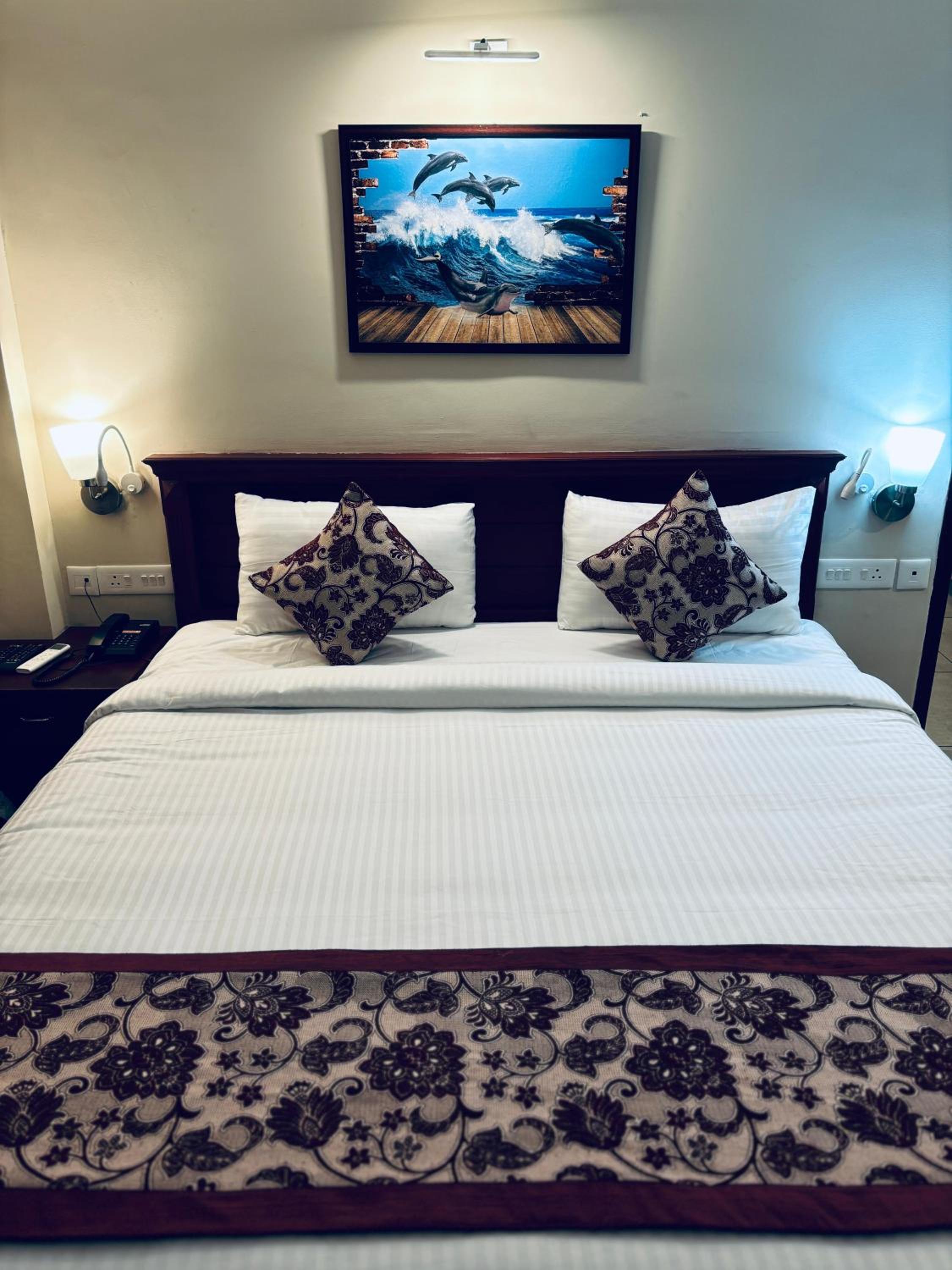 Suite - Photo 7