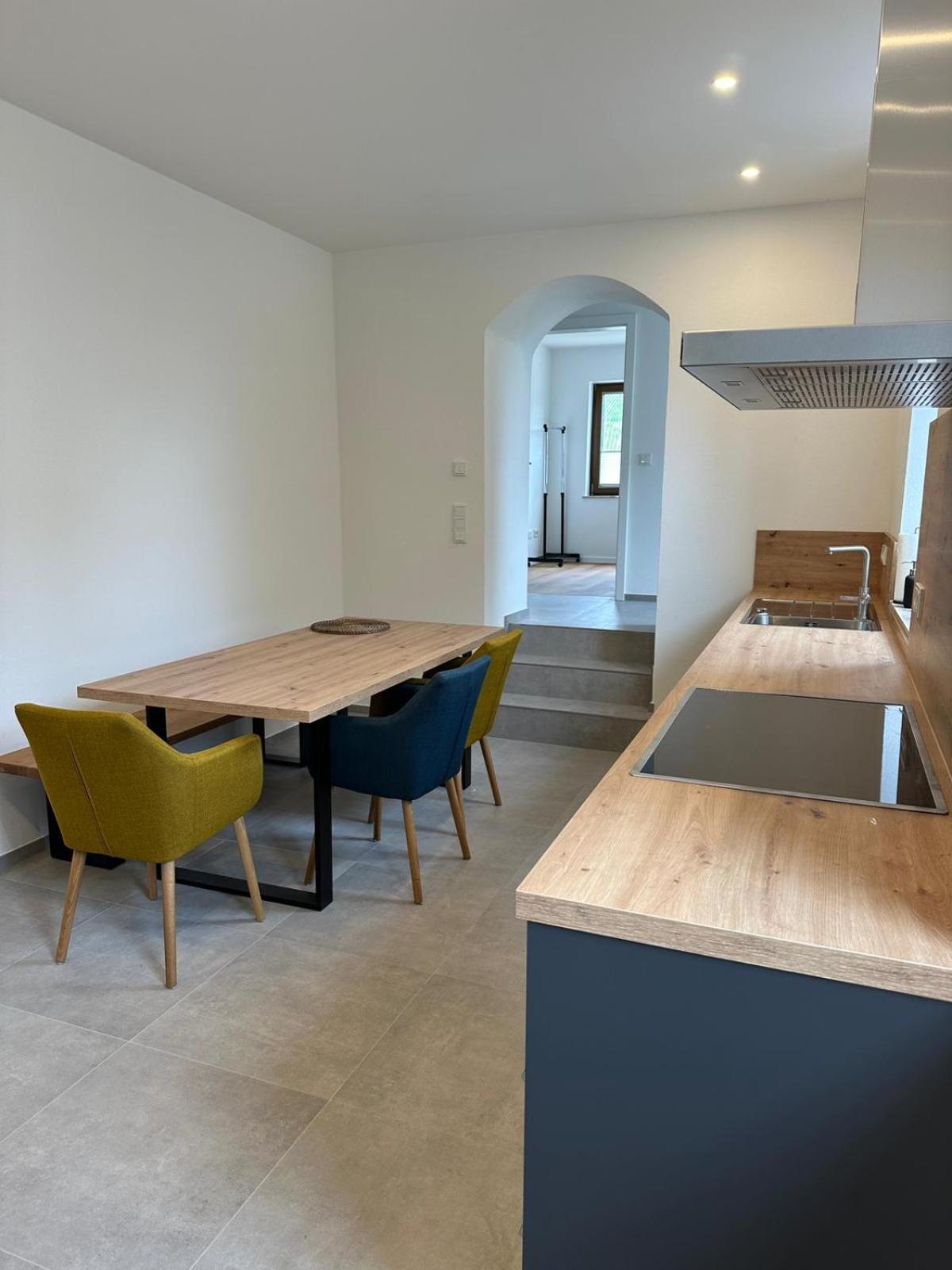 Deluxe Two-Bedroom Apartment with Garden View photo 3