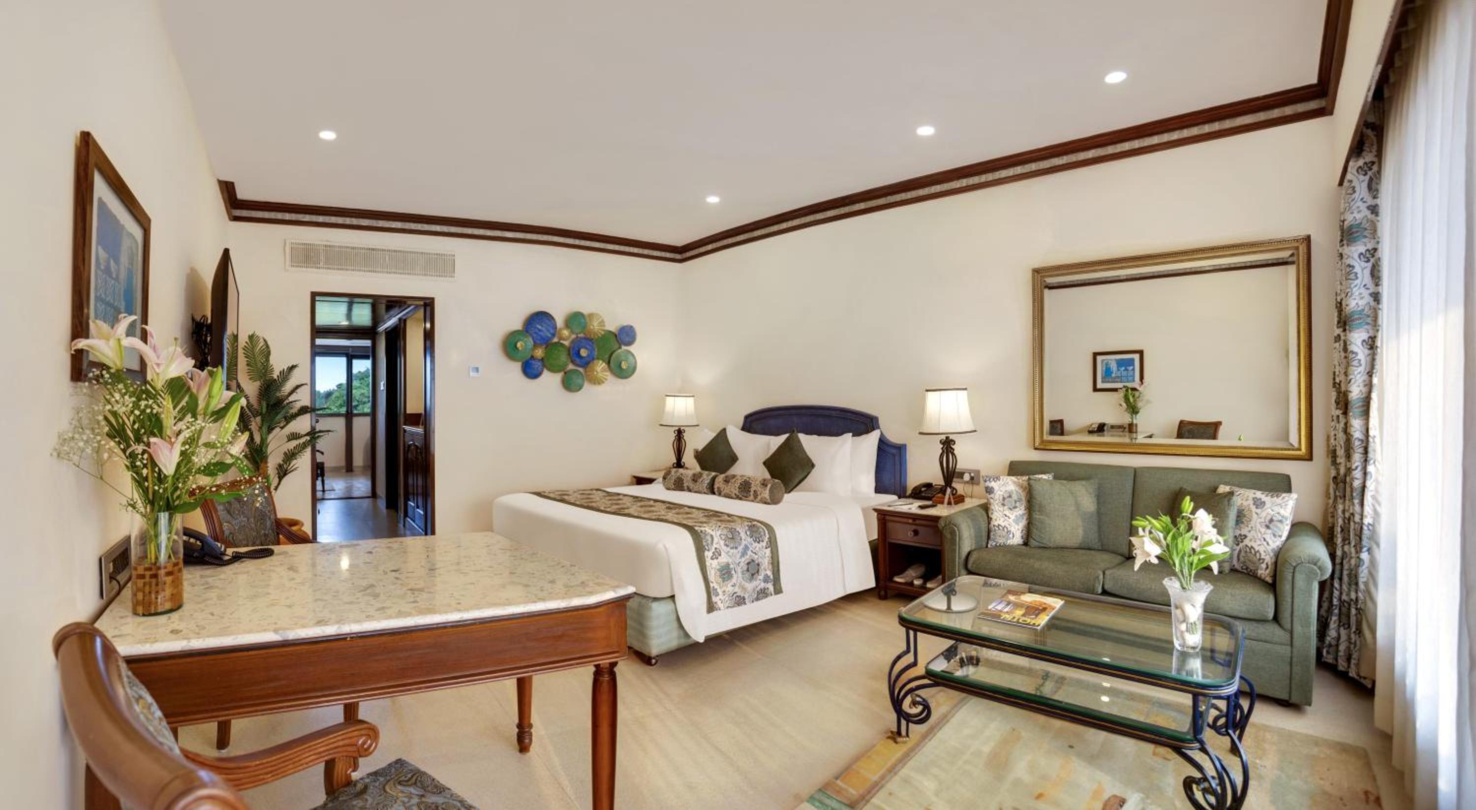 Corner Suite with Sea View - 15% Discount on Food & Beverages (Not Applicable on Room Service) - Photo 2