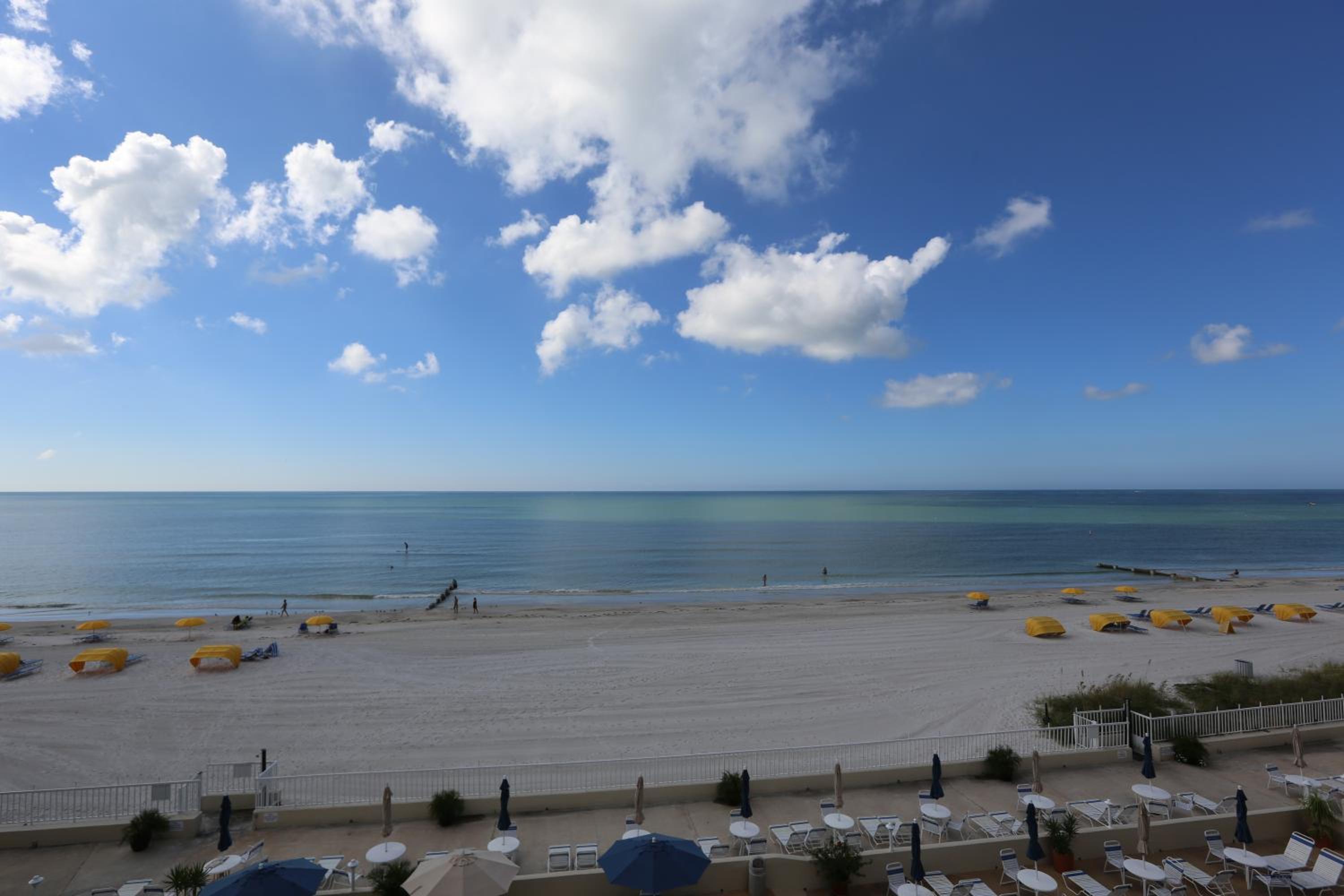 Shoreline Island Resort - Exclusively Adult, Photo 4
