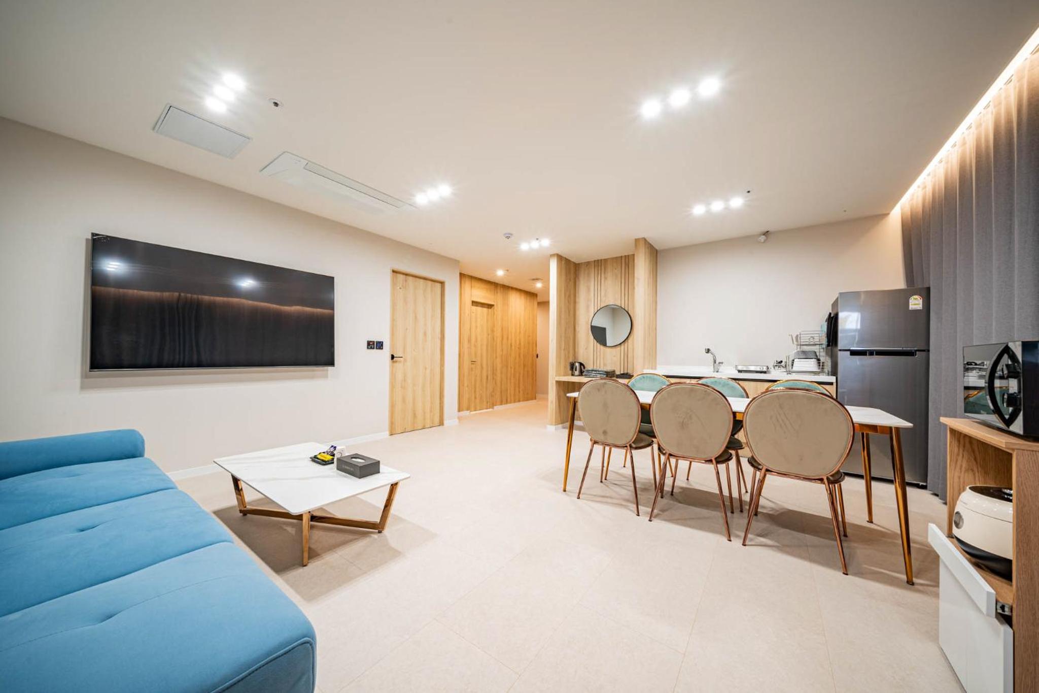 Executive Suite