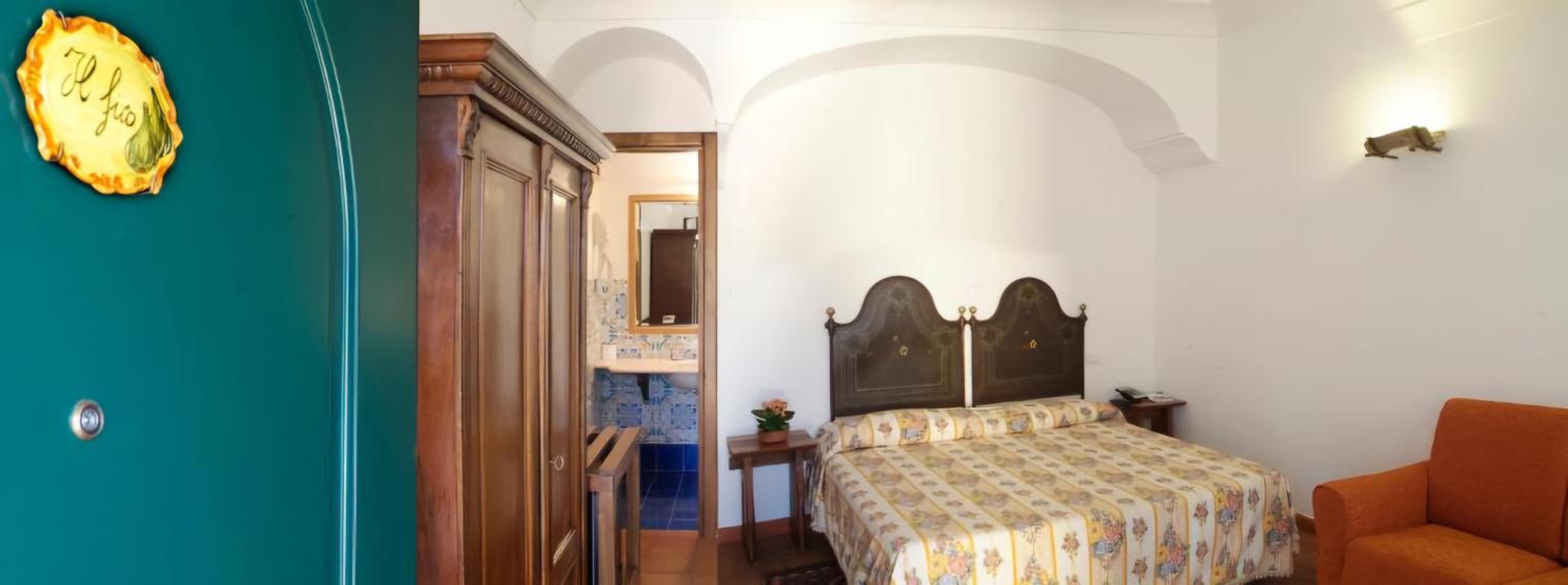 Classic Double or Twin Room - Photo 3