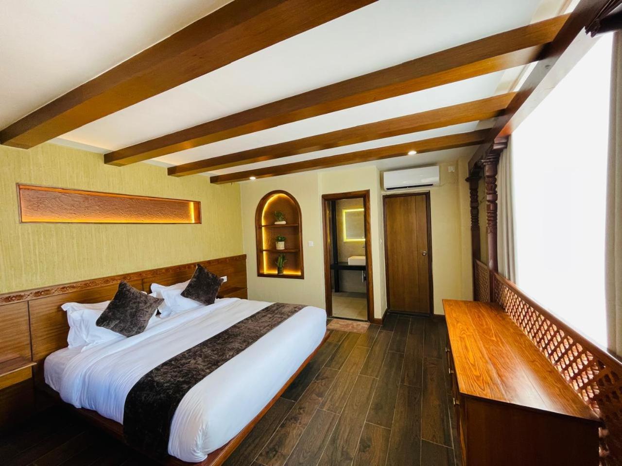 Heritage Room - Photo 10