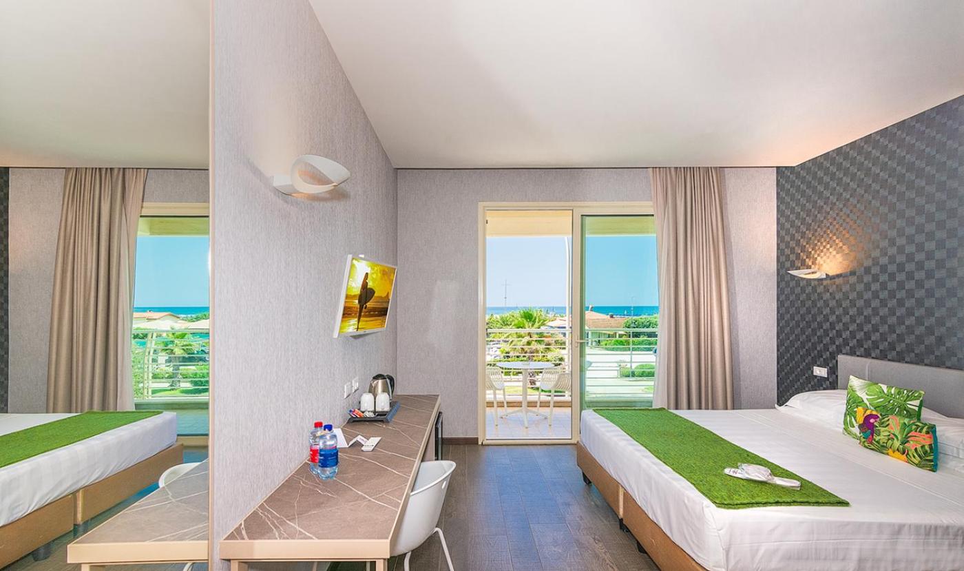 Superior Double or Twin Room with Sea View