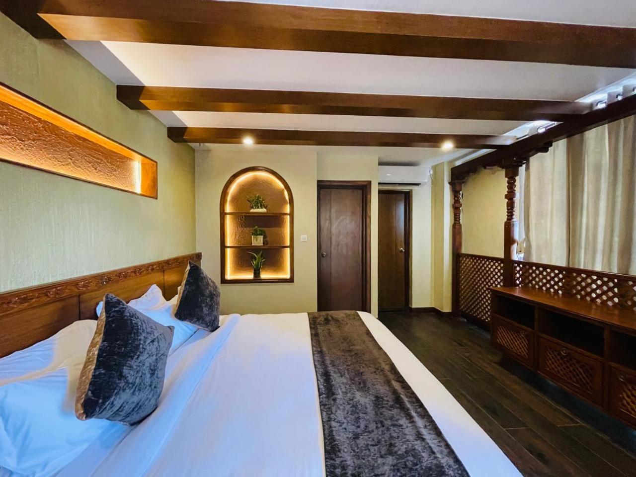 Heritage Room - Photo 1