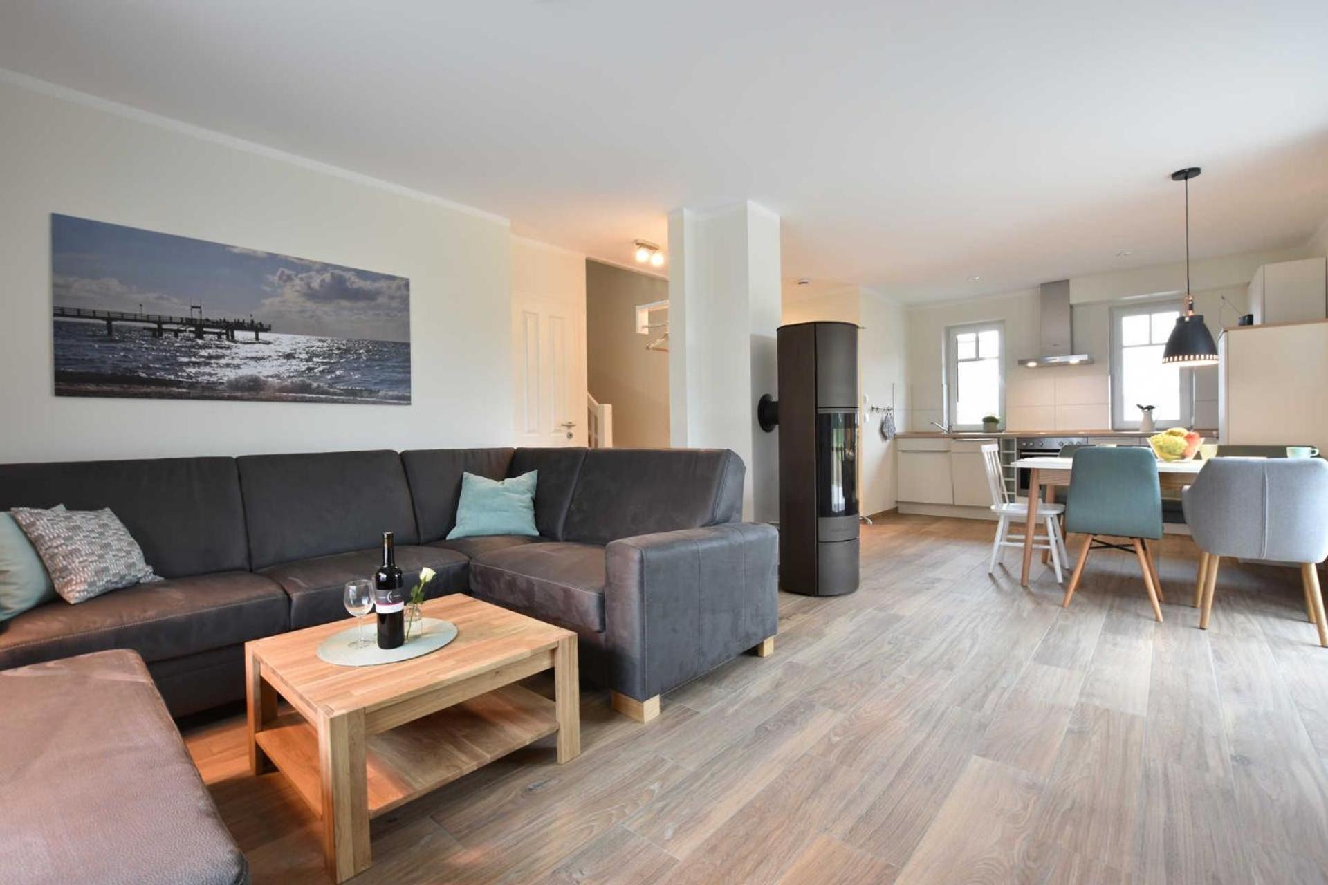 Three-Bedroom House photo 1