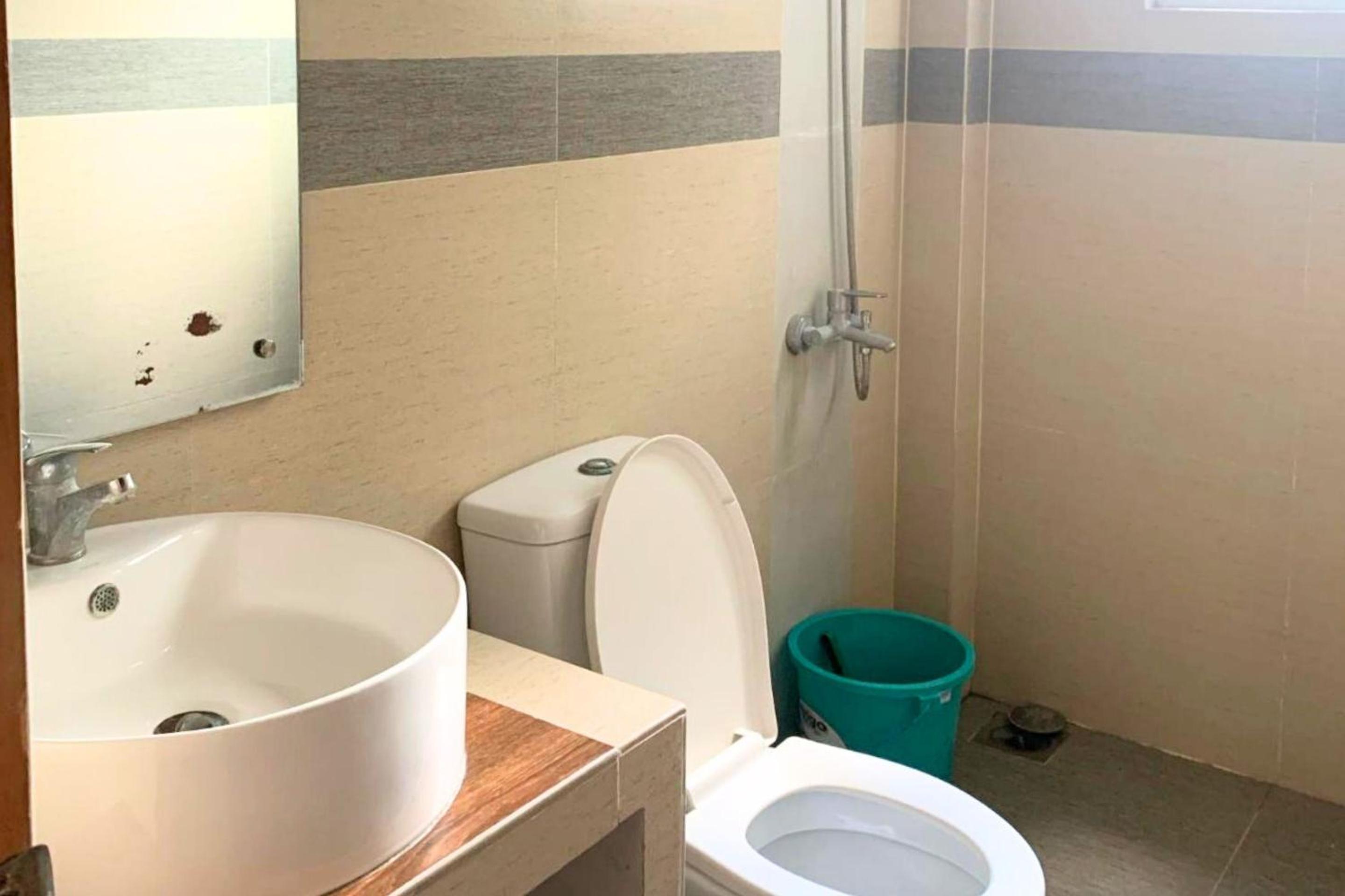 Standard Quadruple Room - Photo 11