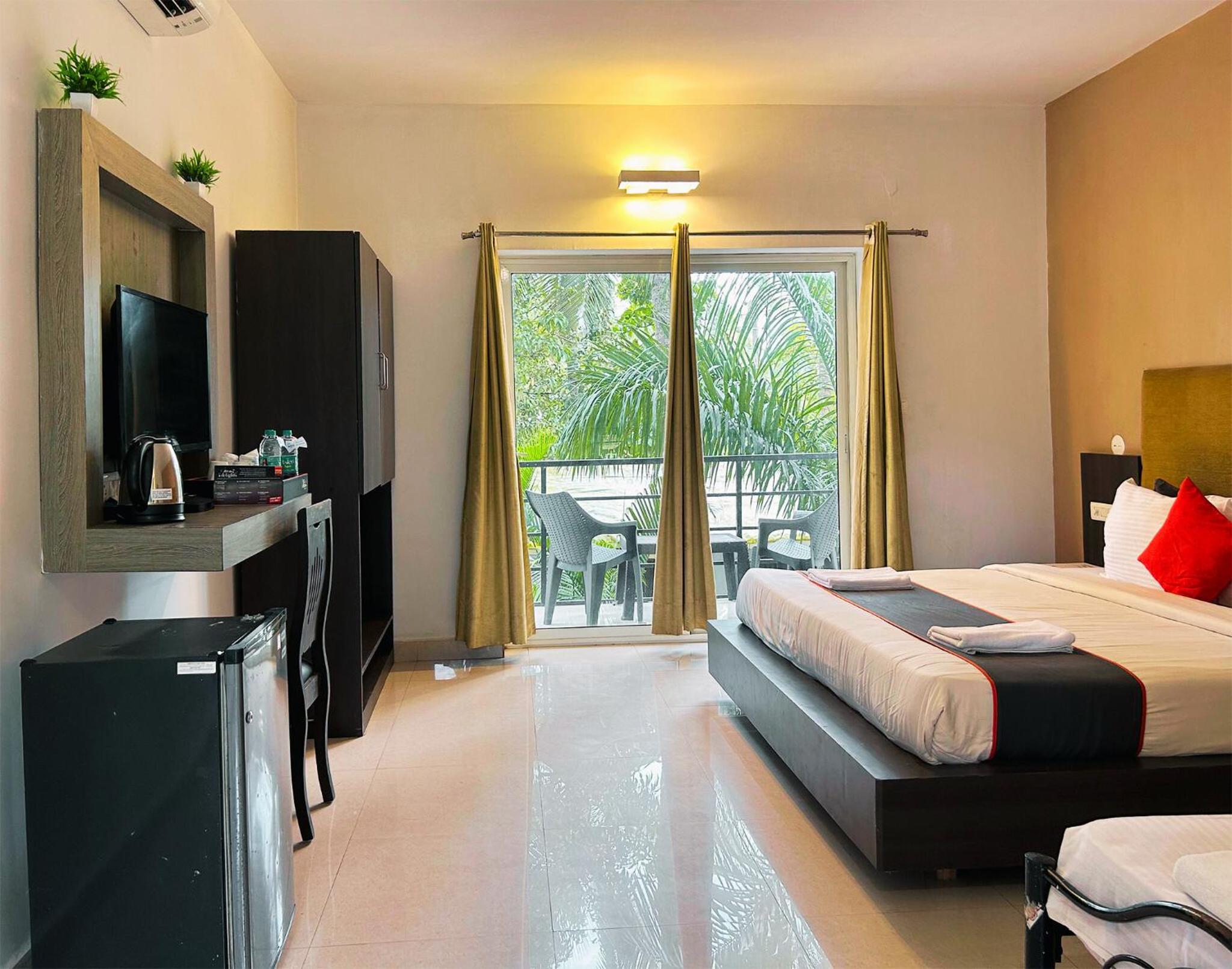 Deluxe Double Room With Balcony