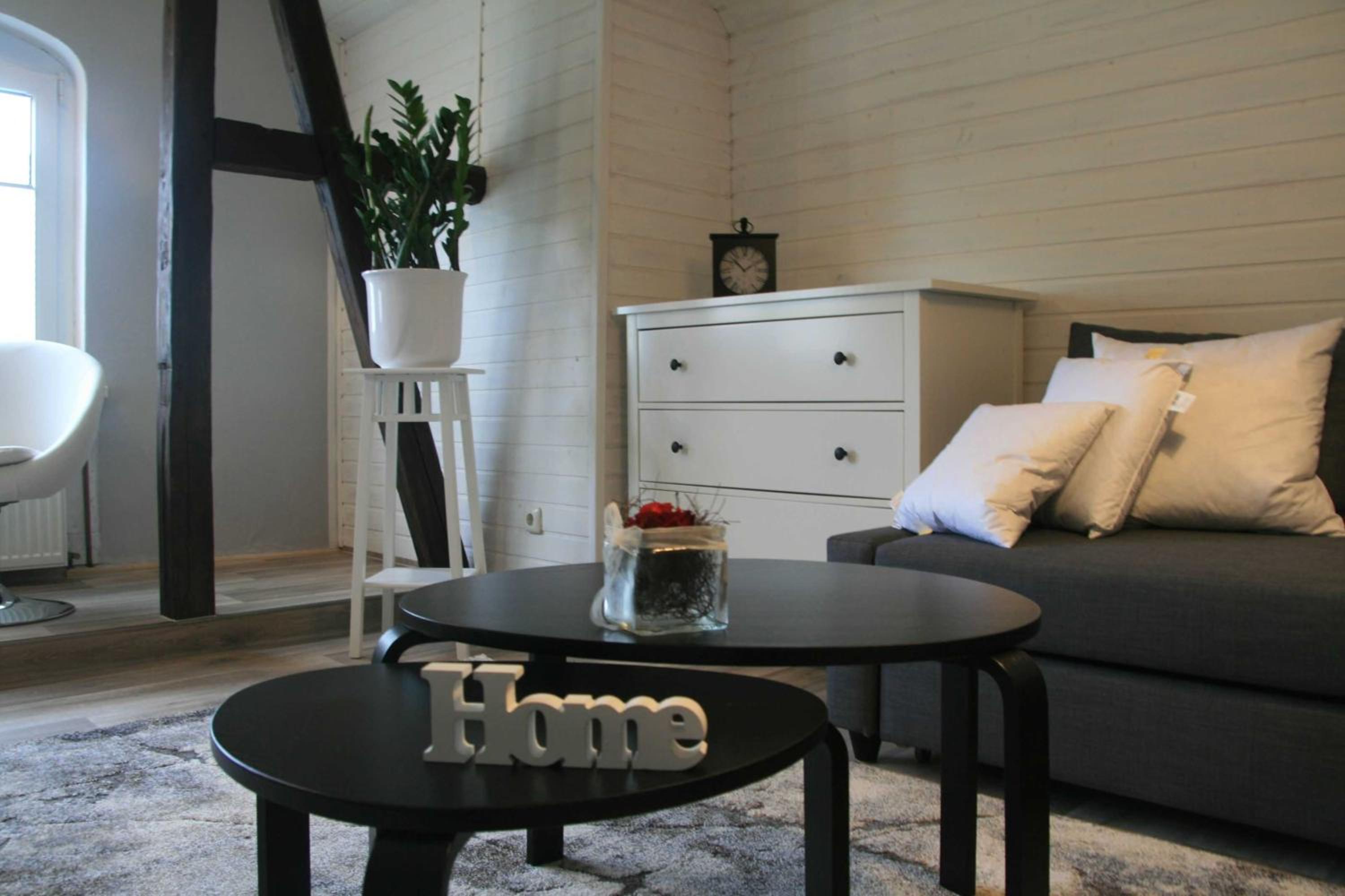 Three-Bedroom Apartment with Terrace photo 1