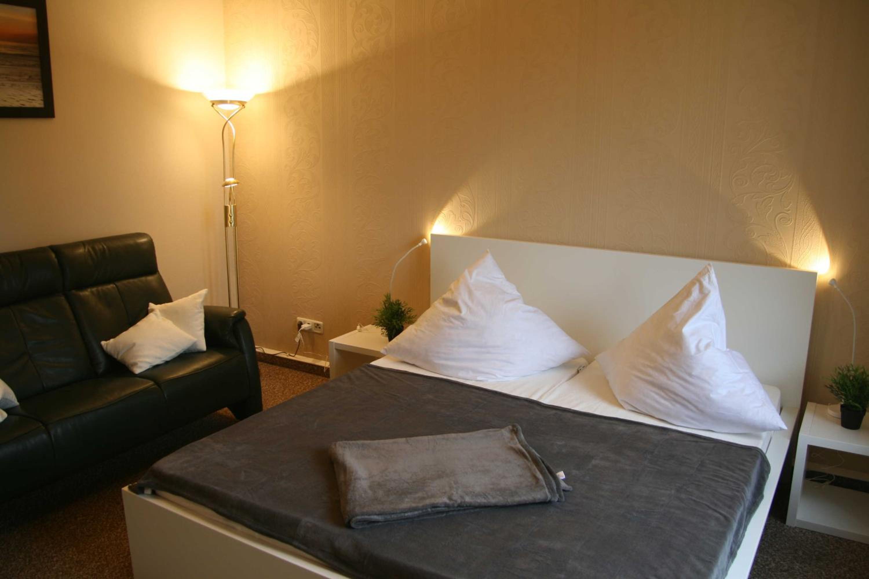 Two-Bedroom Apartment with Terrace photo 2