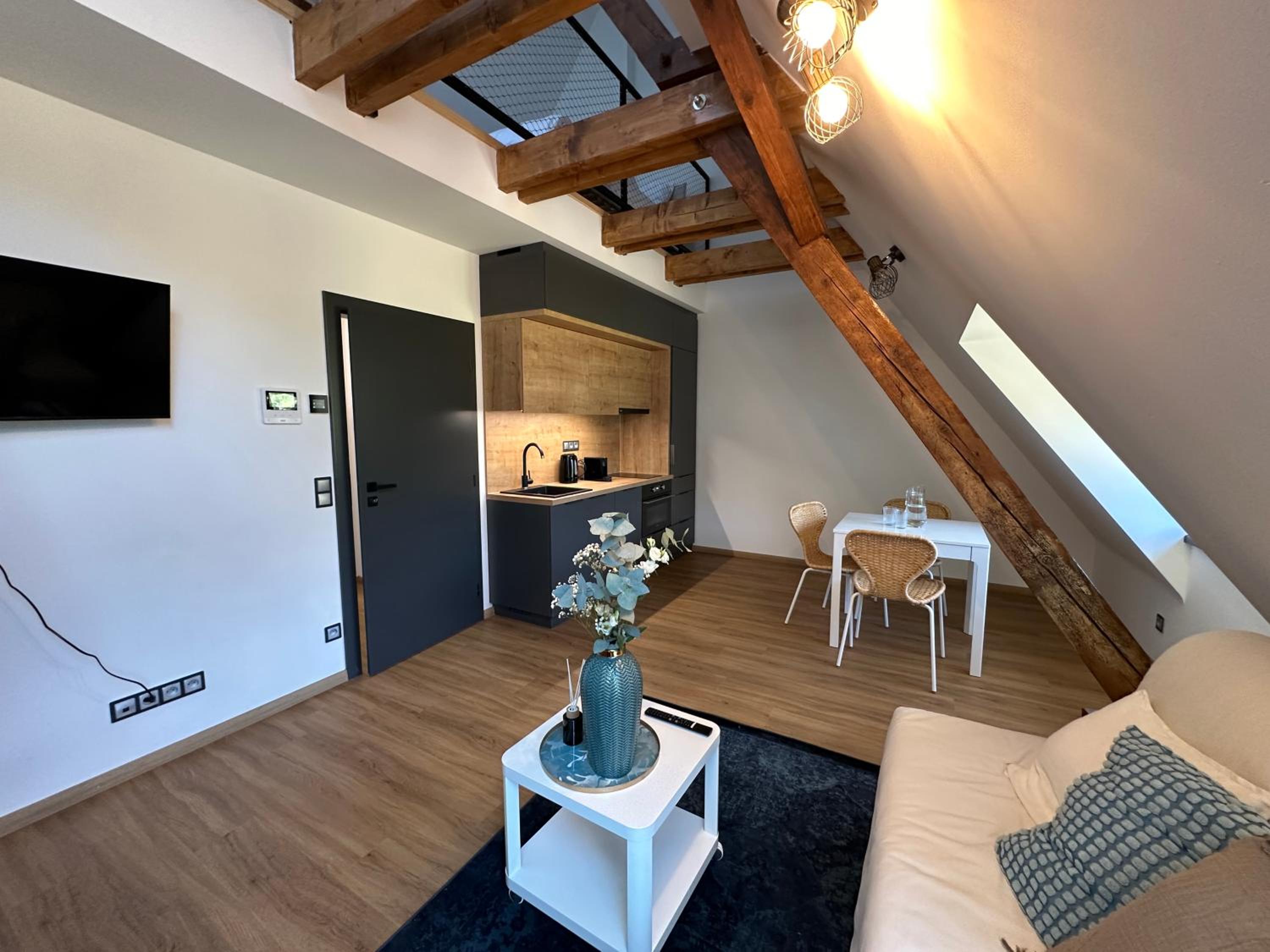 Double Room with Mountain View