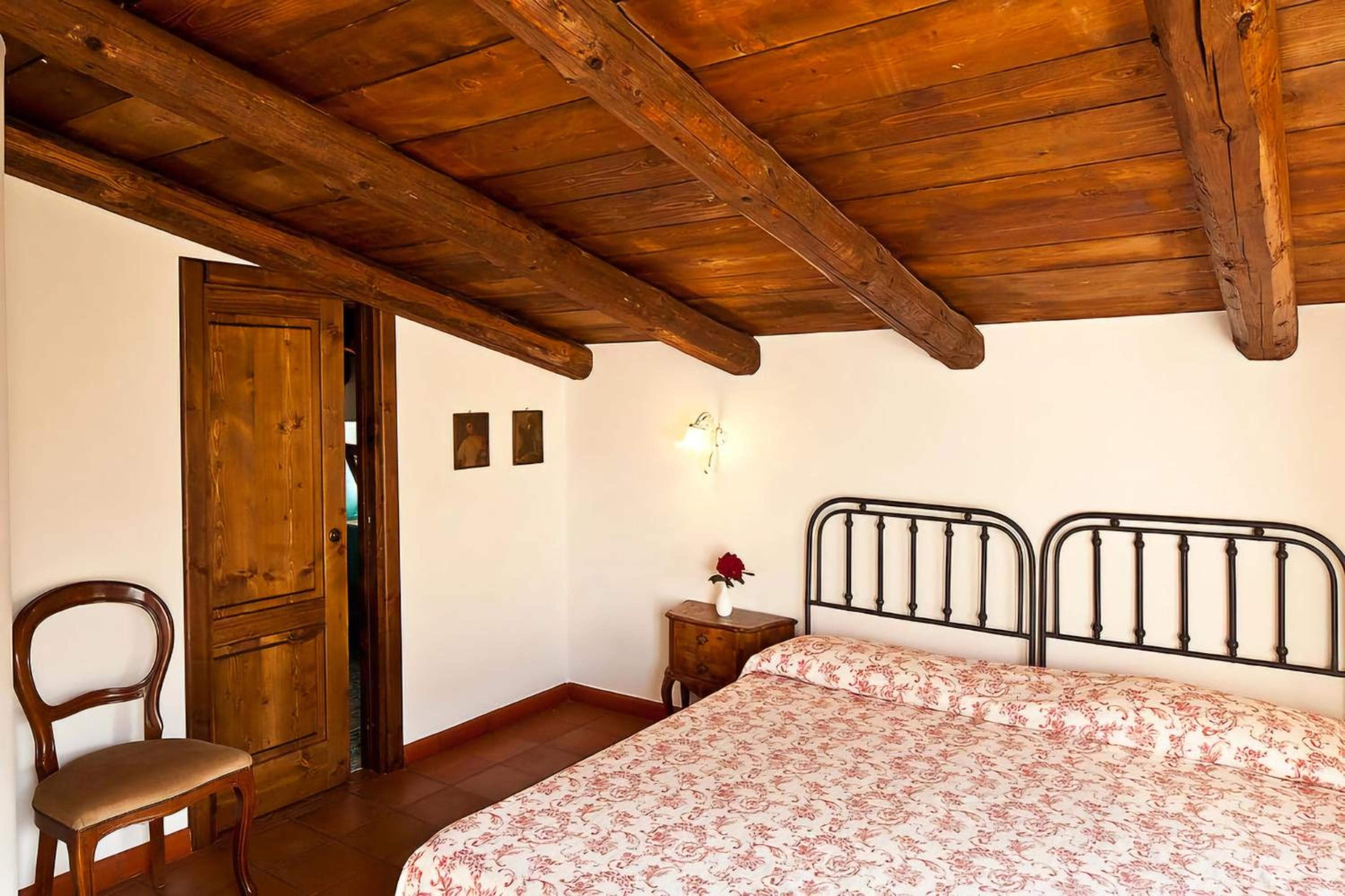 Classic Double or Twin Room - Photo 4