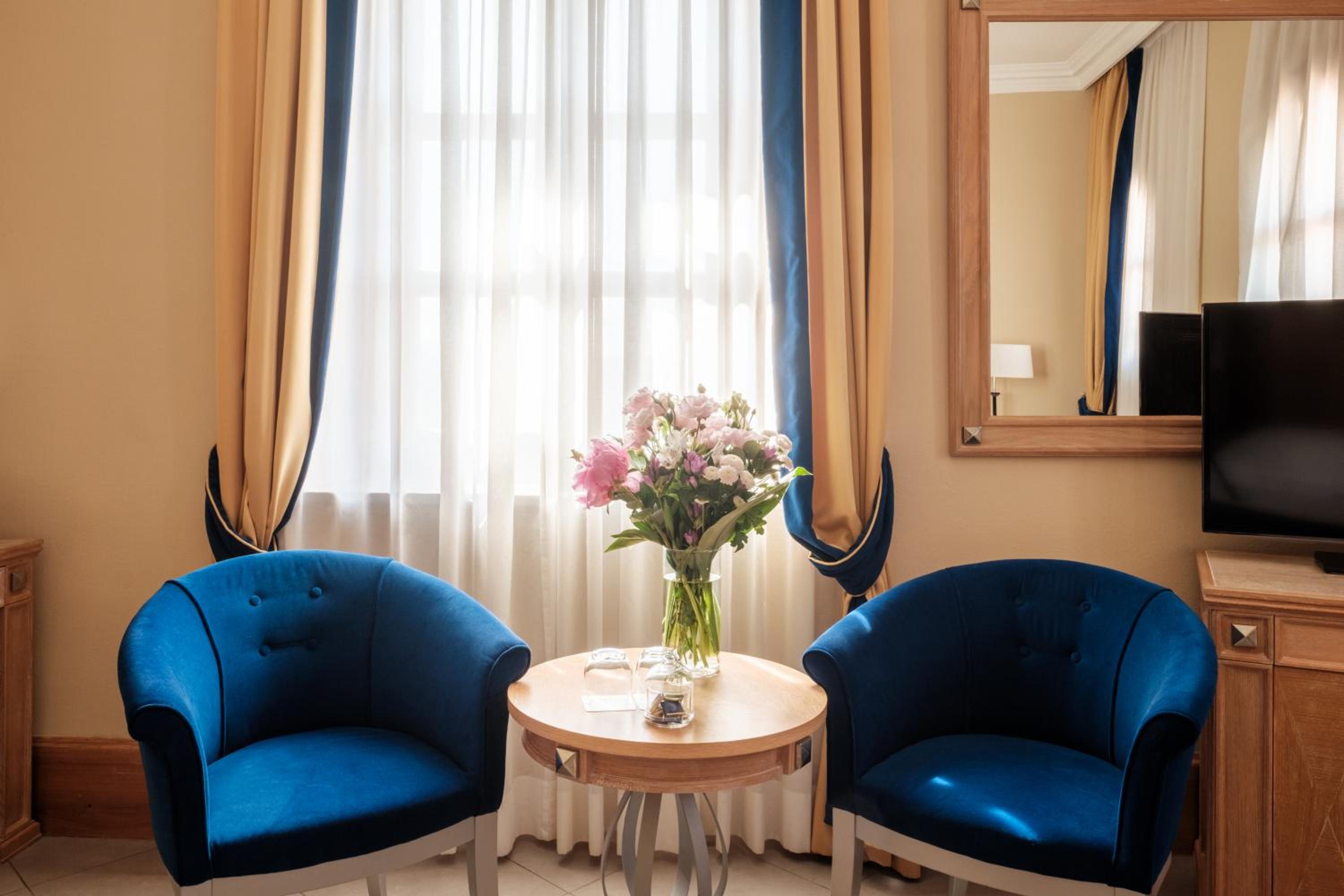 Classic Double Room - Photo 2